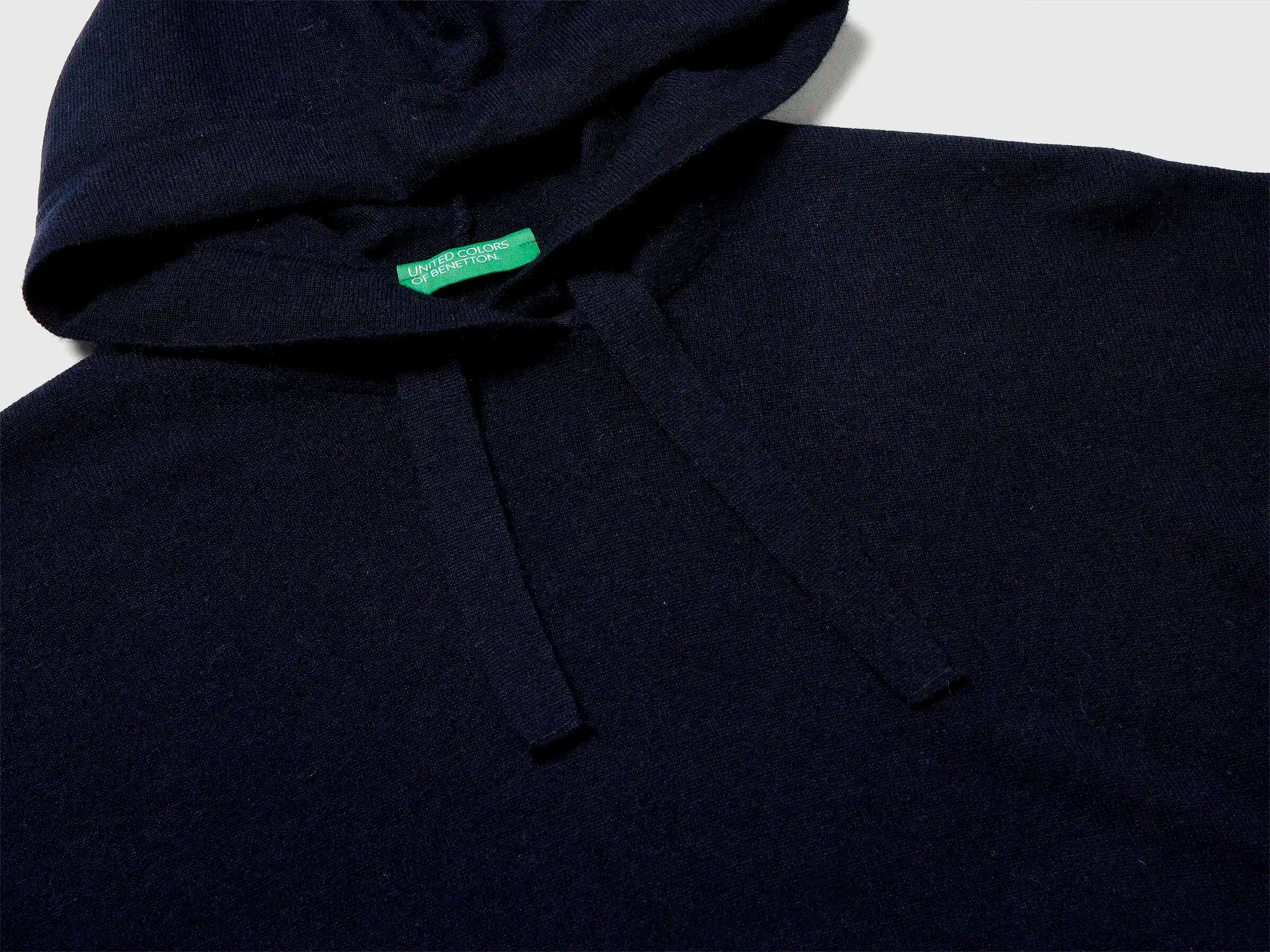 Benetton_Blue_Dark Blue Sweater in Cashmere Blend with Hood_102HE203V_66U_03