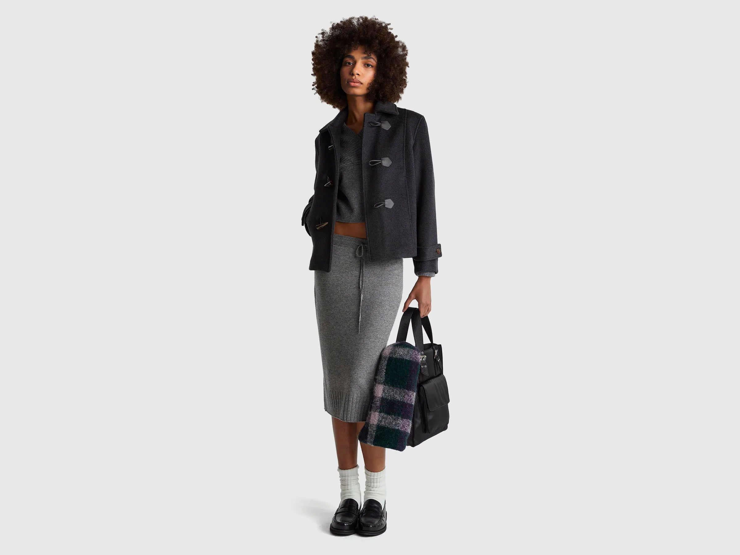 Benetton_Dark Gray_Boxy Fit Sweater with V-Neck_1444D403H_507_03