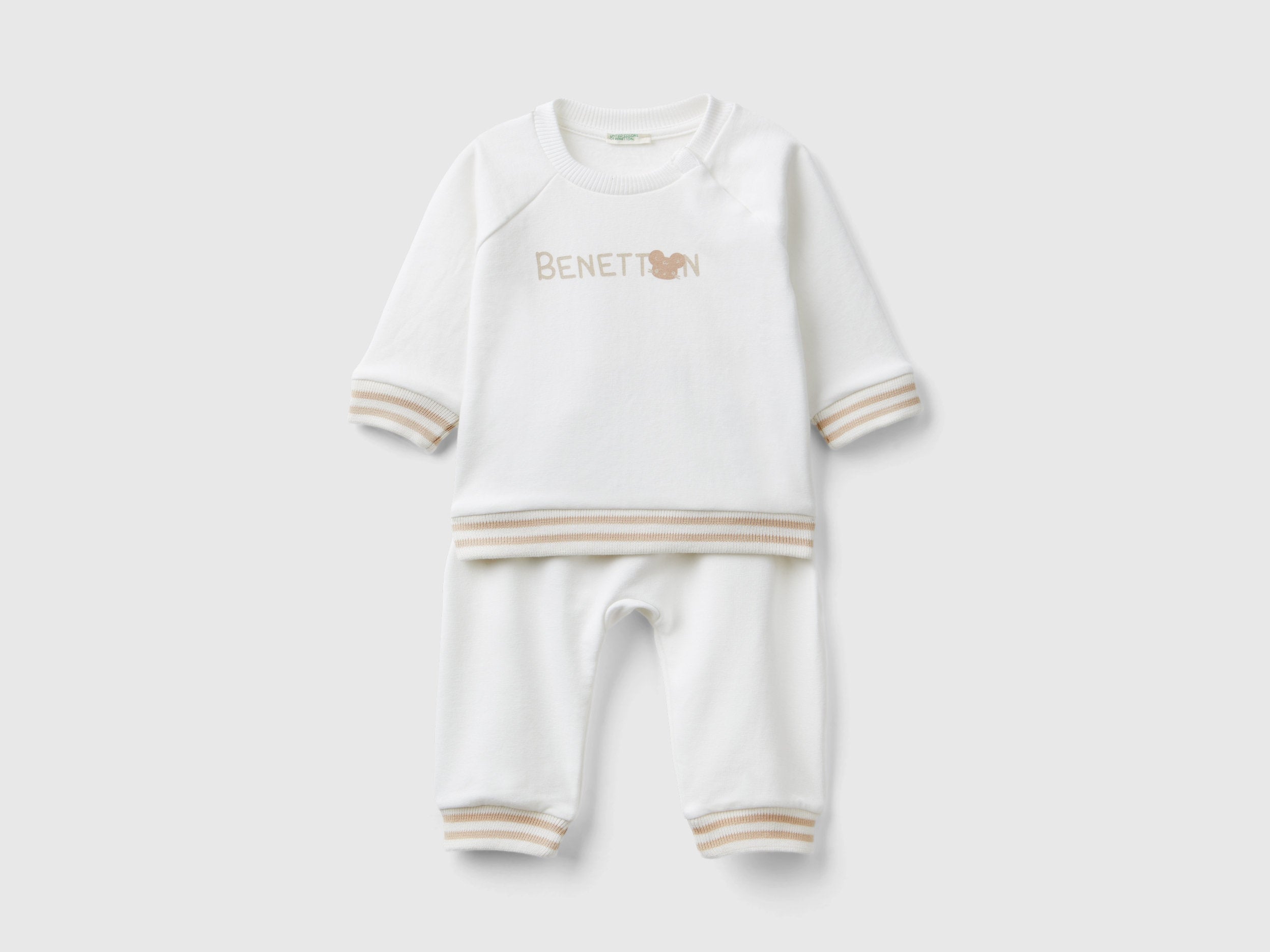 Lightweight Sweat Outfit_32KNAK00Q_905_01