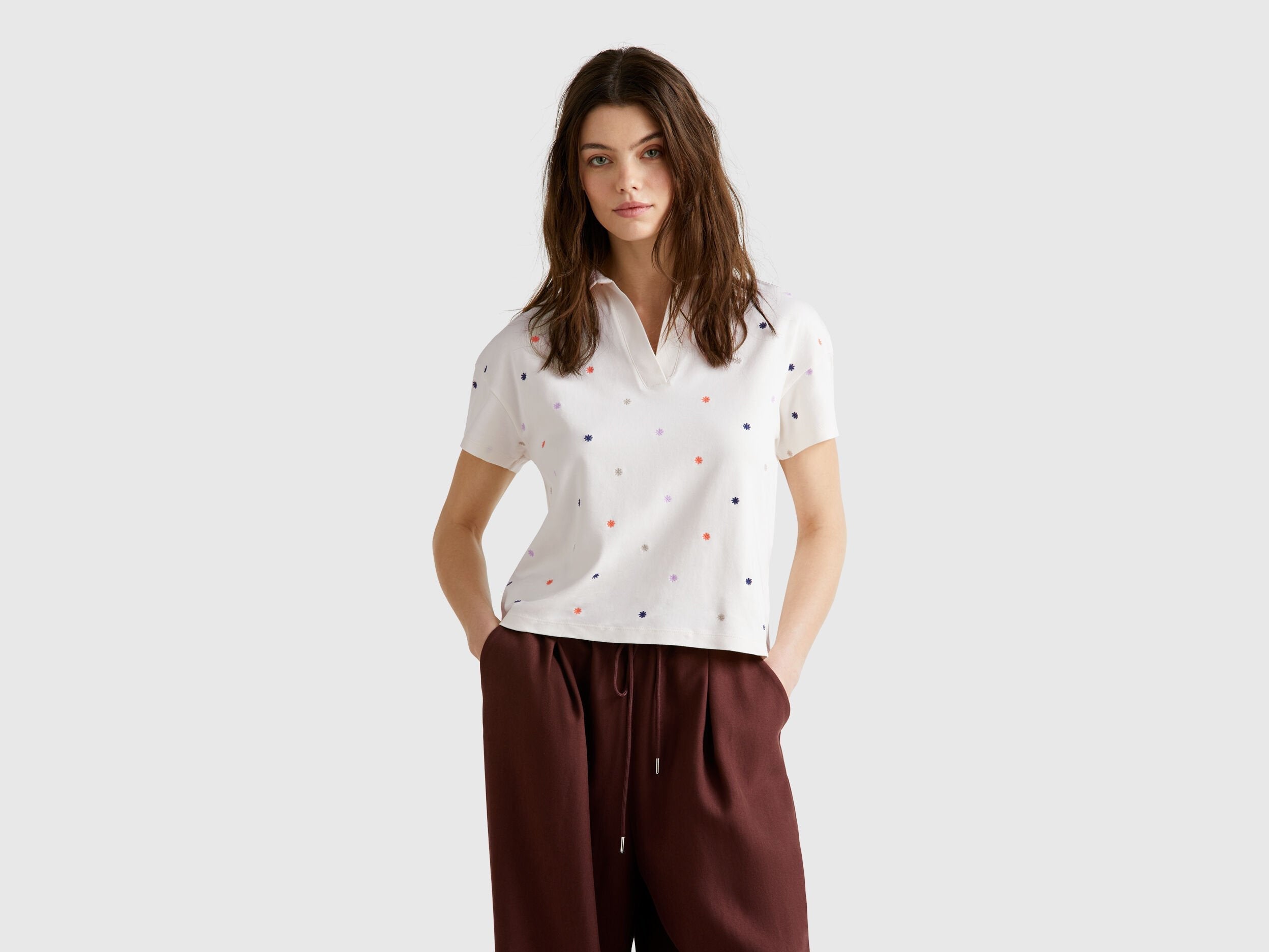 Benetton_Polo with Flower Embroidery_36QJD300X_65G_01
