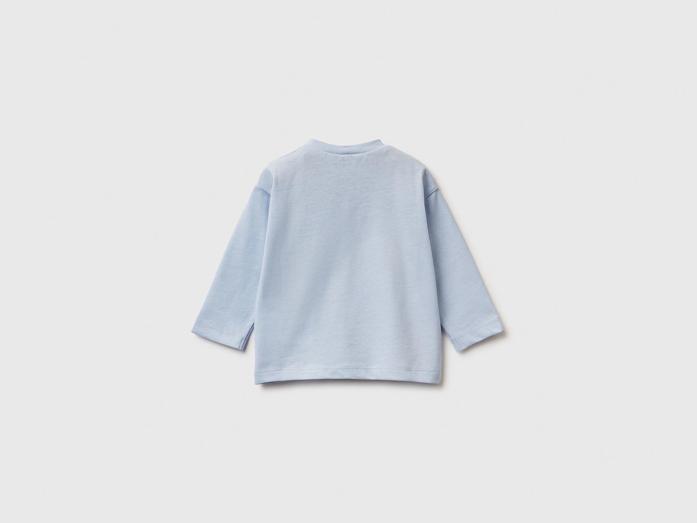 Benetton_Sky Blue_T-Shirt with Shiny Print_3ATNA106R_081_02