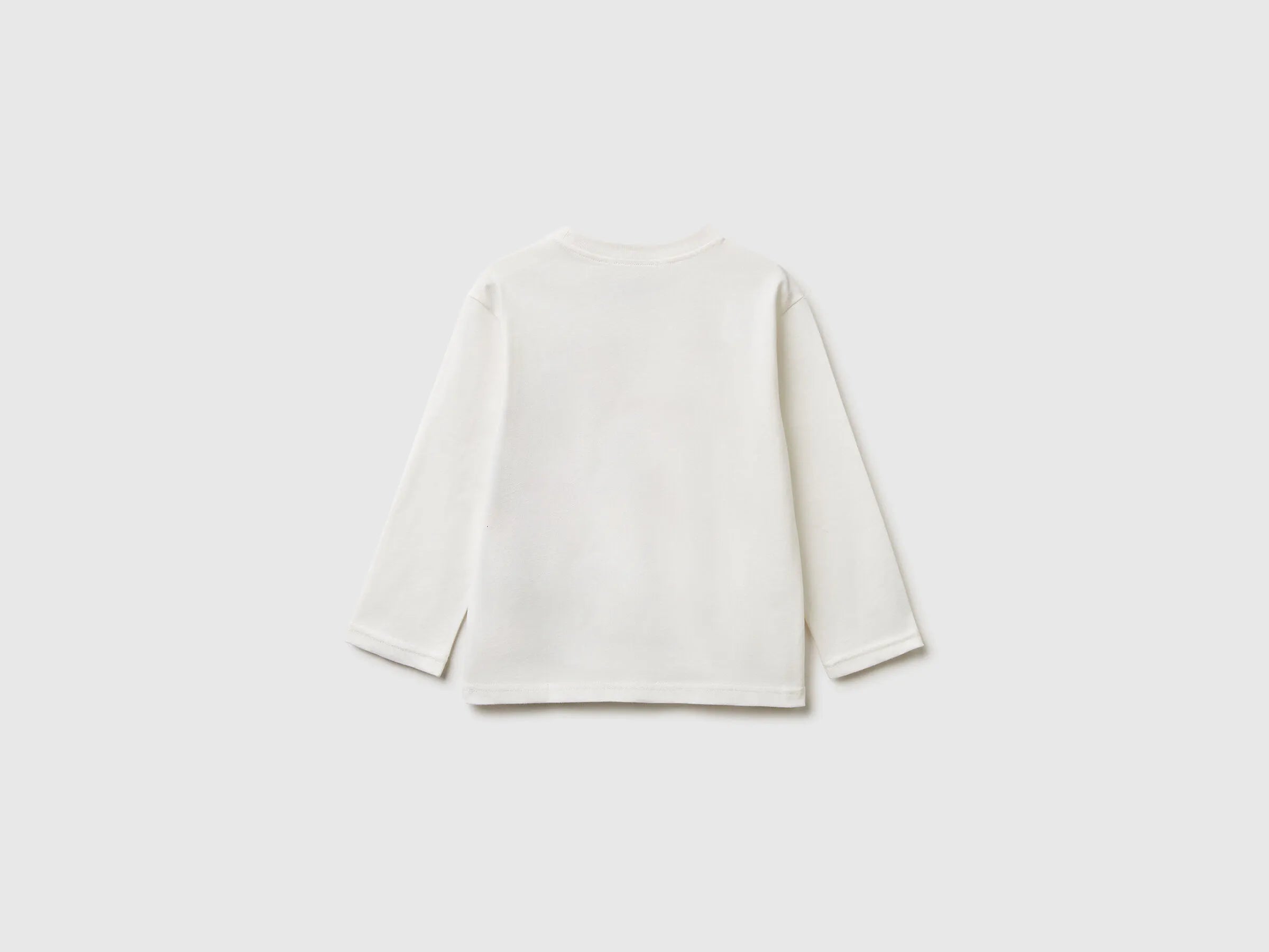Benetton_White_Taz ©Looney Tunes Christmas T-Shirt_3ATNG10L4_074_02