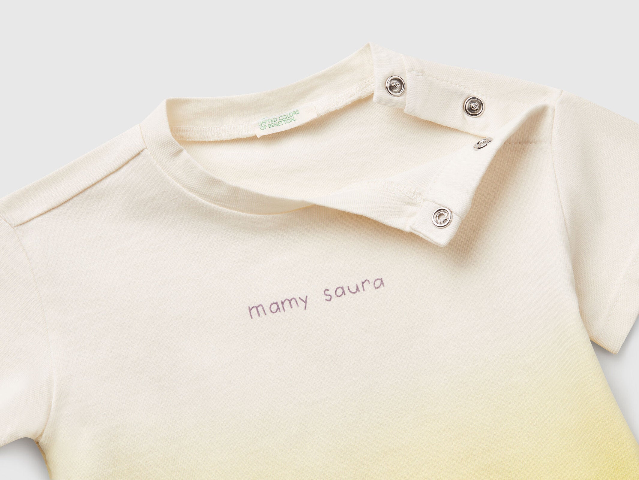 Benetton_Dip-Dye T-Shirt with Print_3BL0A105Z_6H3_03