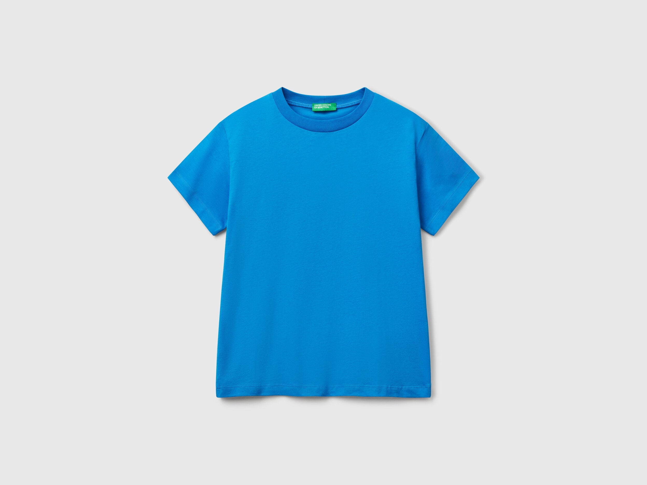 Benetton_Cotton T-Shirt with Print on The Back_3I1XC10P7_05Q_01