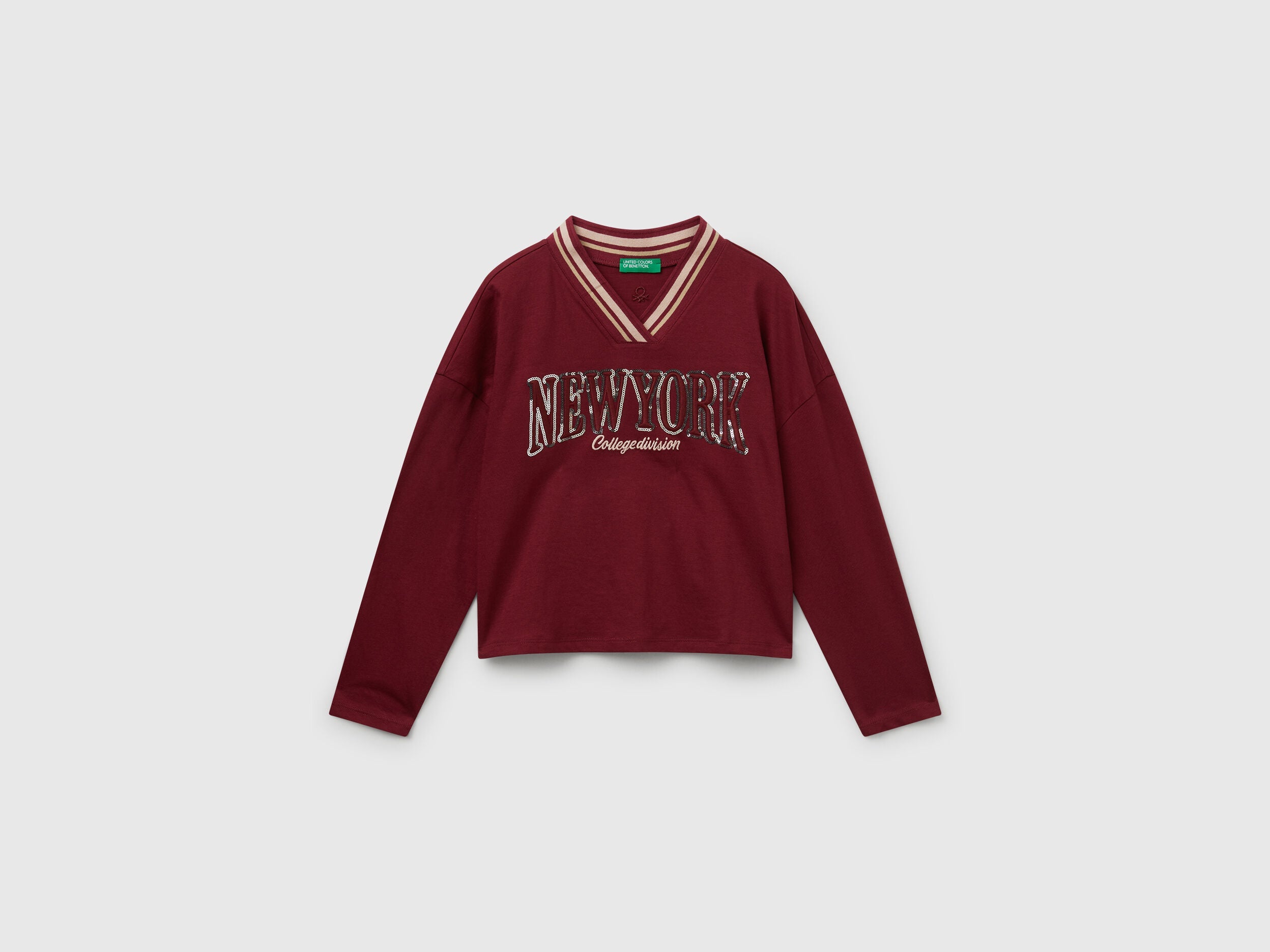 Benetton_Burgundy_T-Shirt with Sequin Embroidery_3I1XC400E_236_01