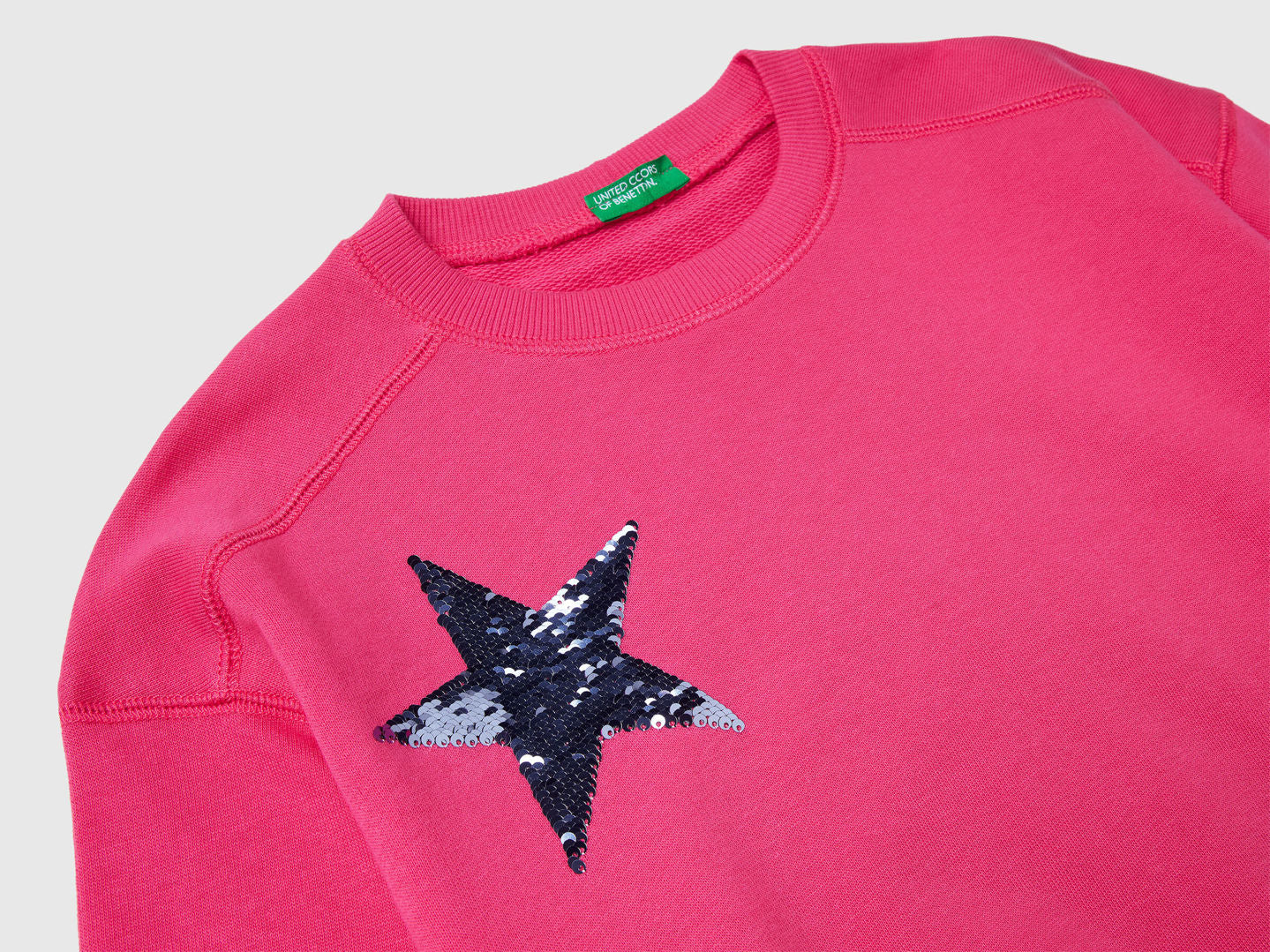Benetton_Fuchsia_Sweatshirt with Sequins_3J68C10QI_1A2_03