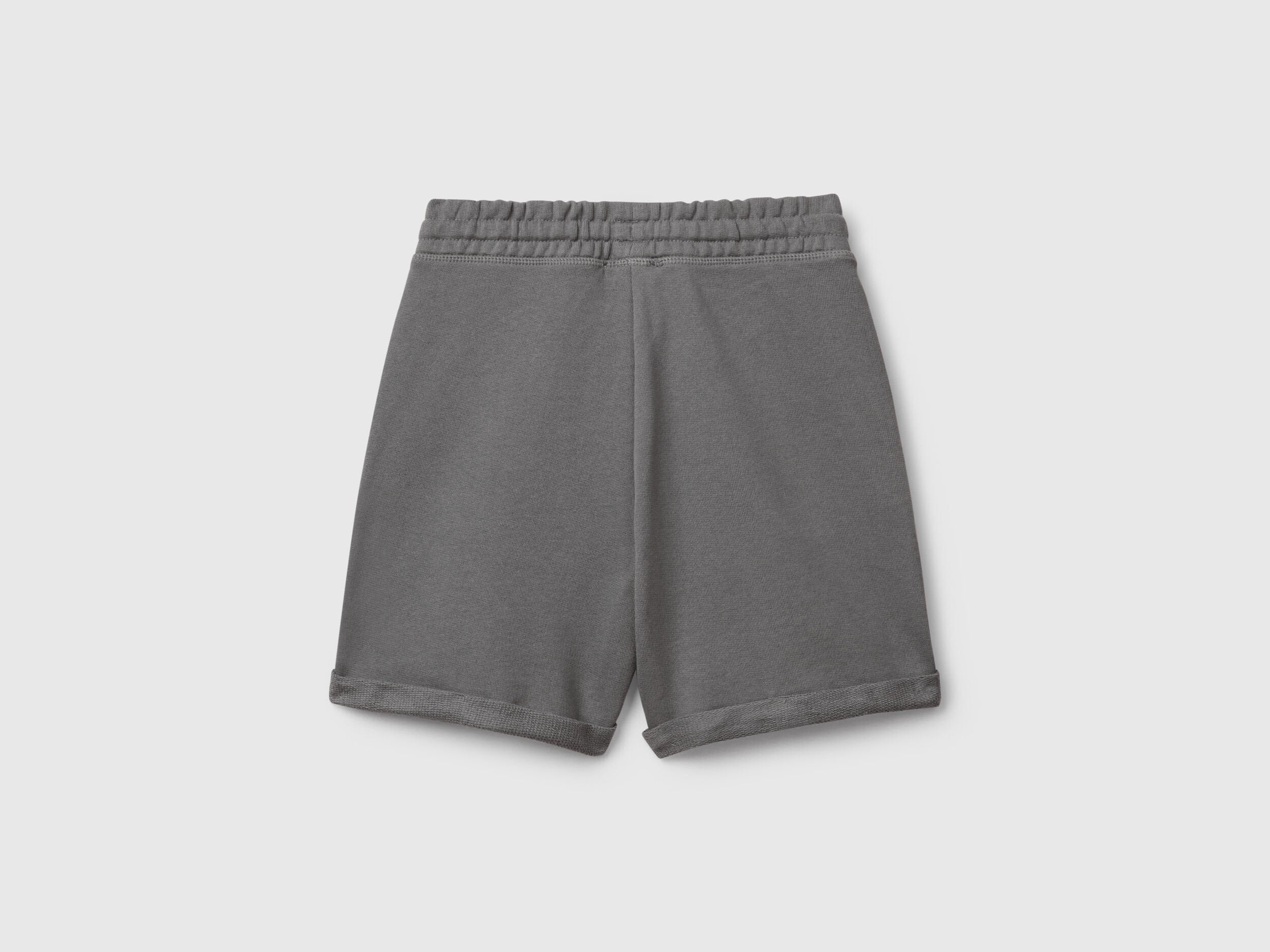 Benetton_Bermuda Shorts in Pure Cotton Fleece_3J68C901G_00W_02