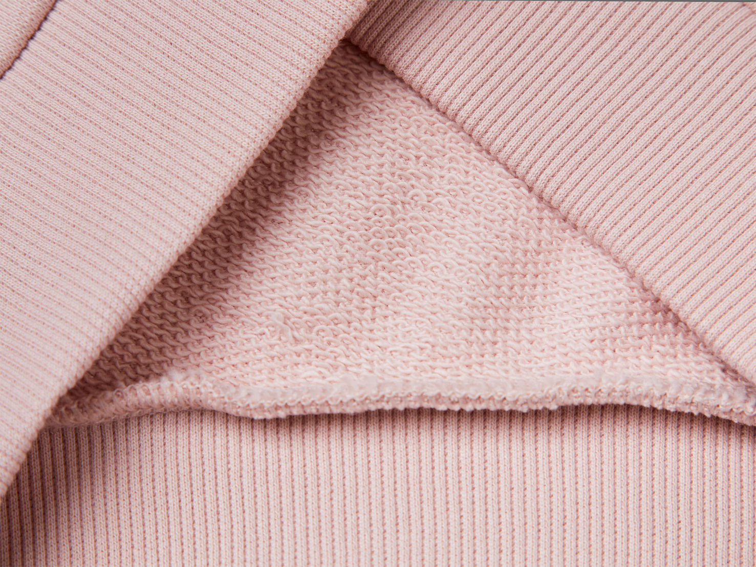 Benetton_Soft Pink_Sweat Tracksuit with Logo_3J68GK00S_12U_04