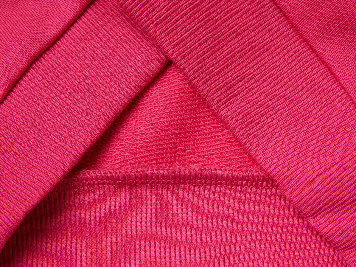 Benetton_Cyclamen_Sweat Tracksuit with Logo_3J68GK00S_1A2_04