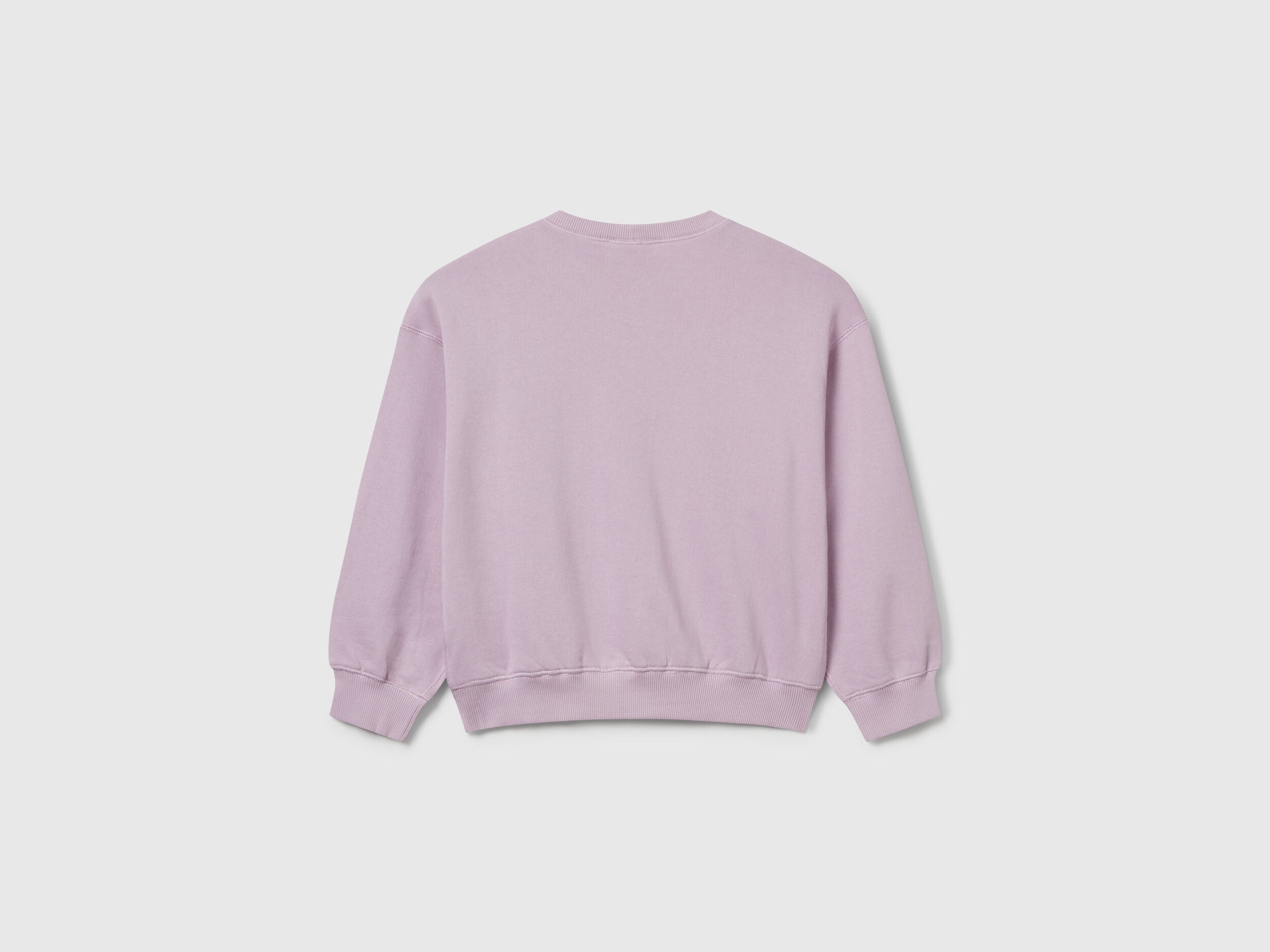 Benetton_Lavender_Snoopy ©Peanuts Sweatshirt_3J70C10R3_0W1_02