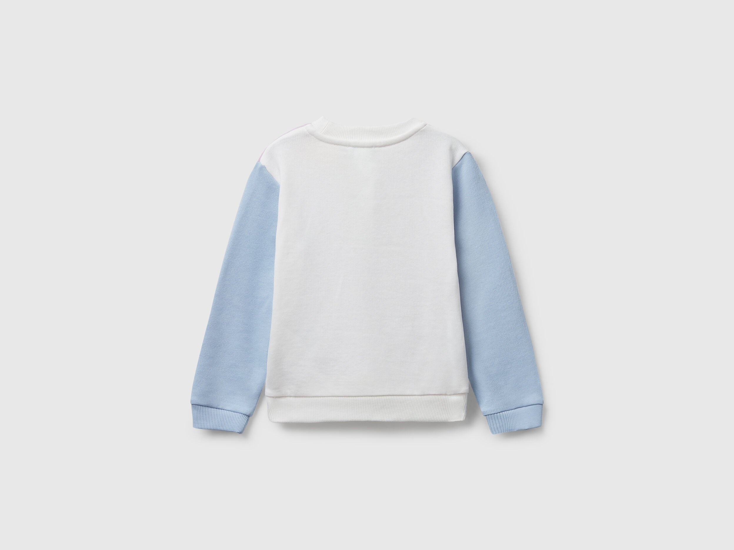 Benetton_Violet_Sweatshirt with Glittery Print_3J70G10JR_902_02
