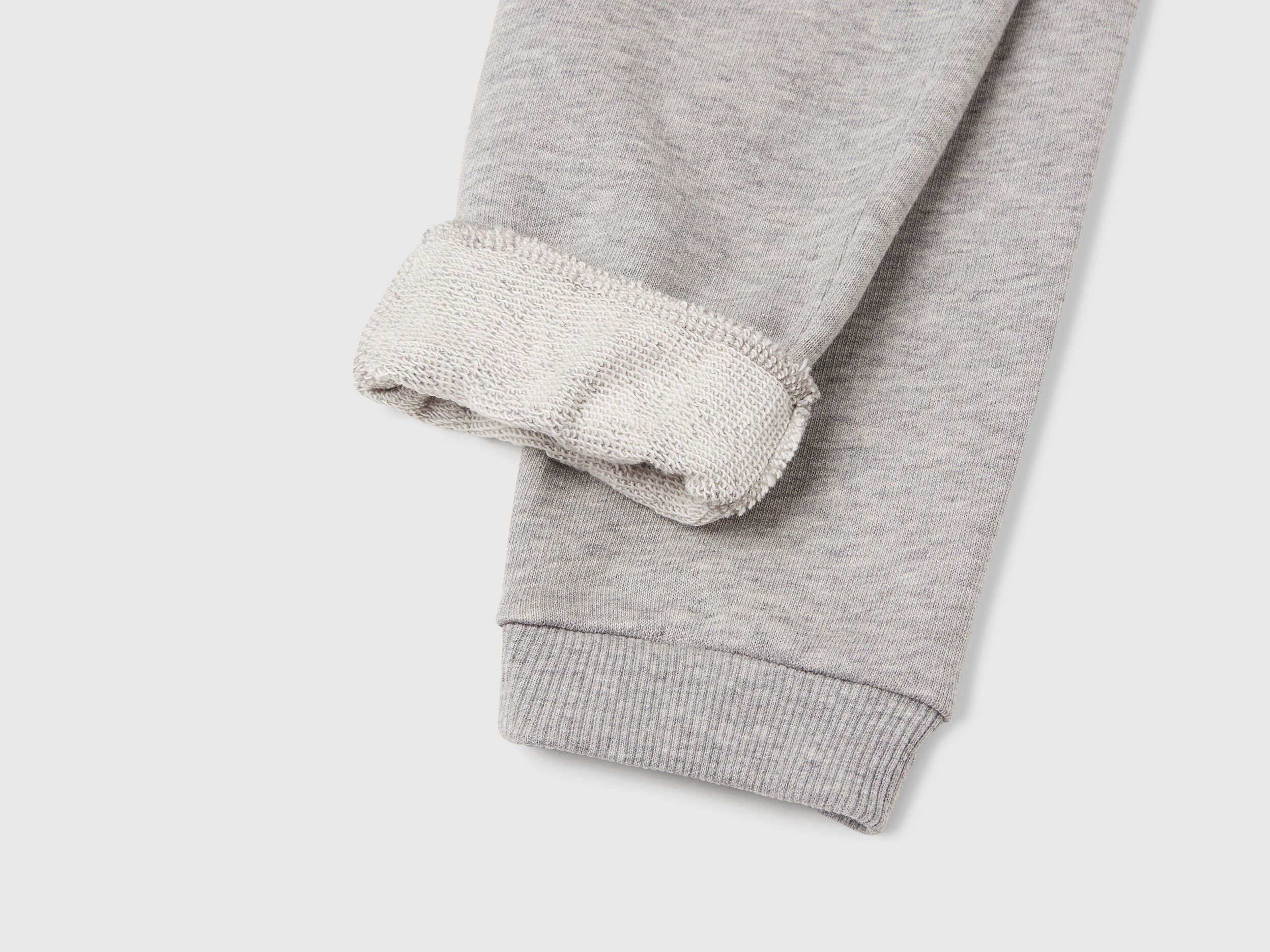 Benetton_Grey_Cotton Sweatpants_3J70GF01N_501_03