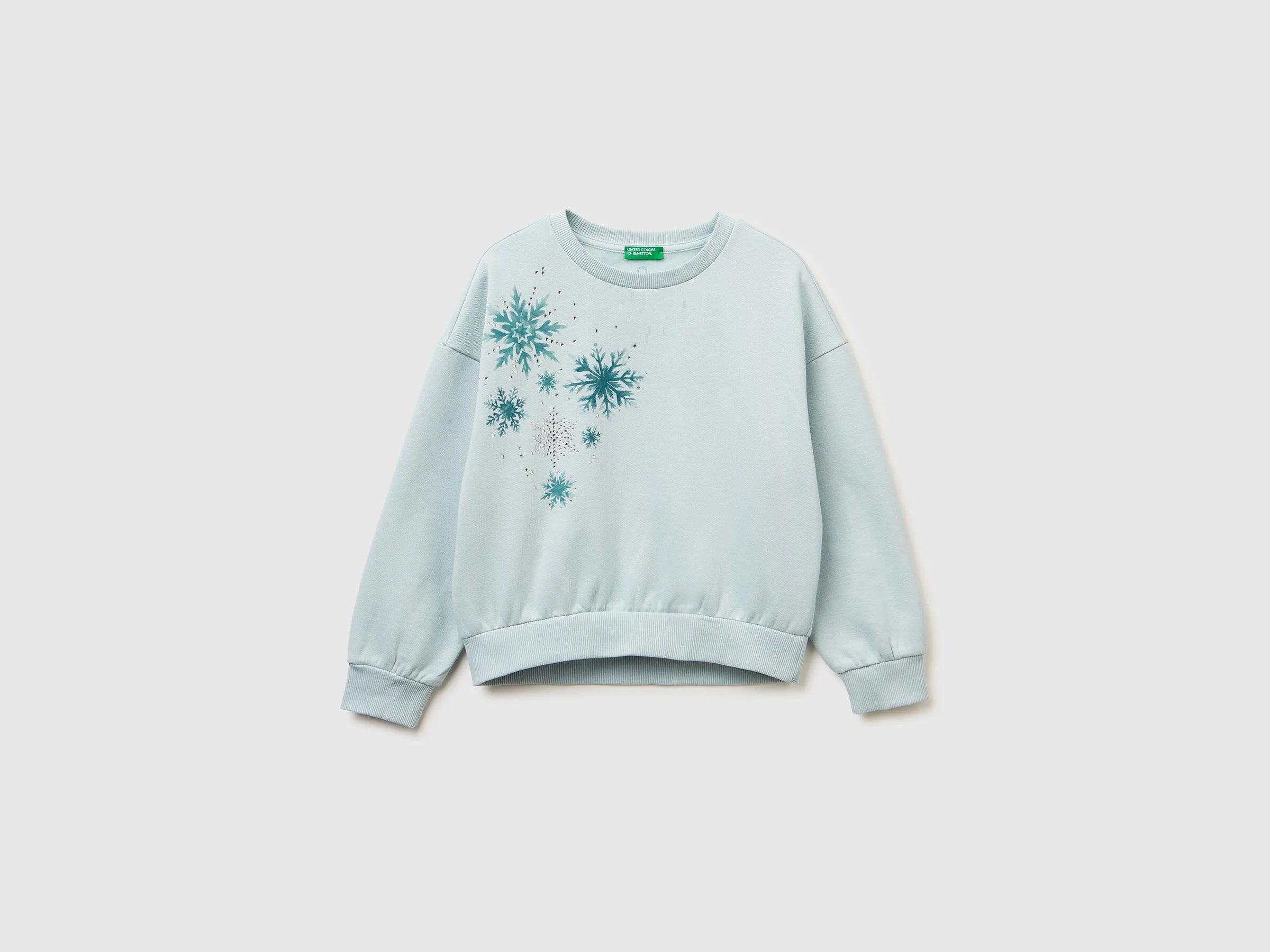 Benetton_Aqua_Warm Sweatshirt with Print and Rhinestones_3J73C10RA_17H_01