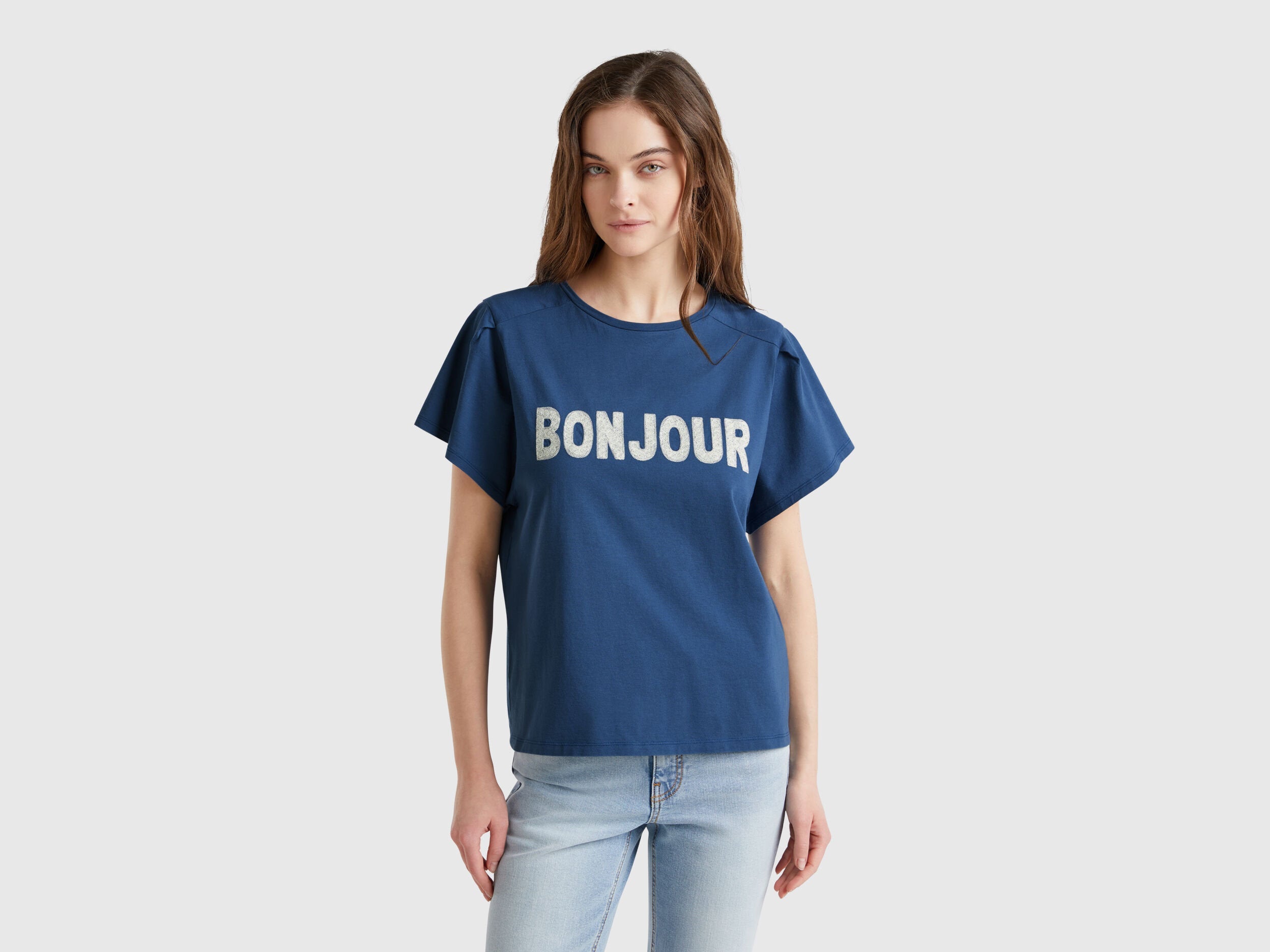 Benetton_T-Shirt with Embroidery_3LNSD109Z_217_01