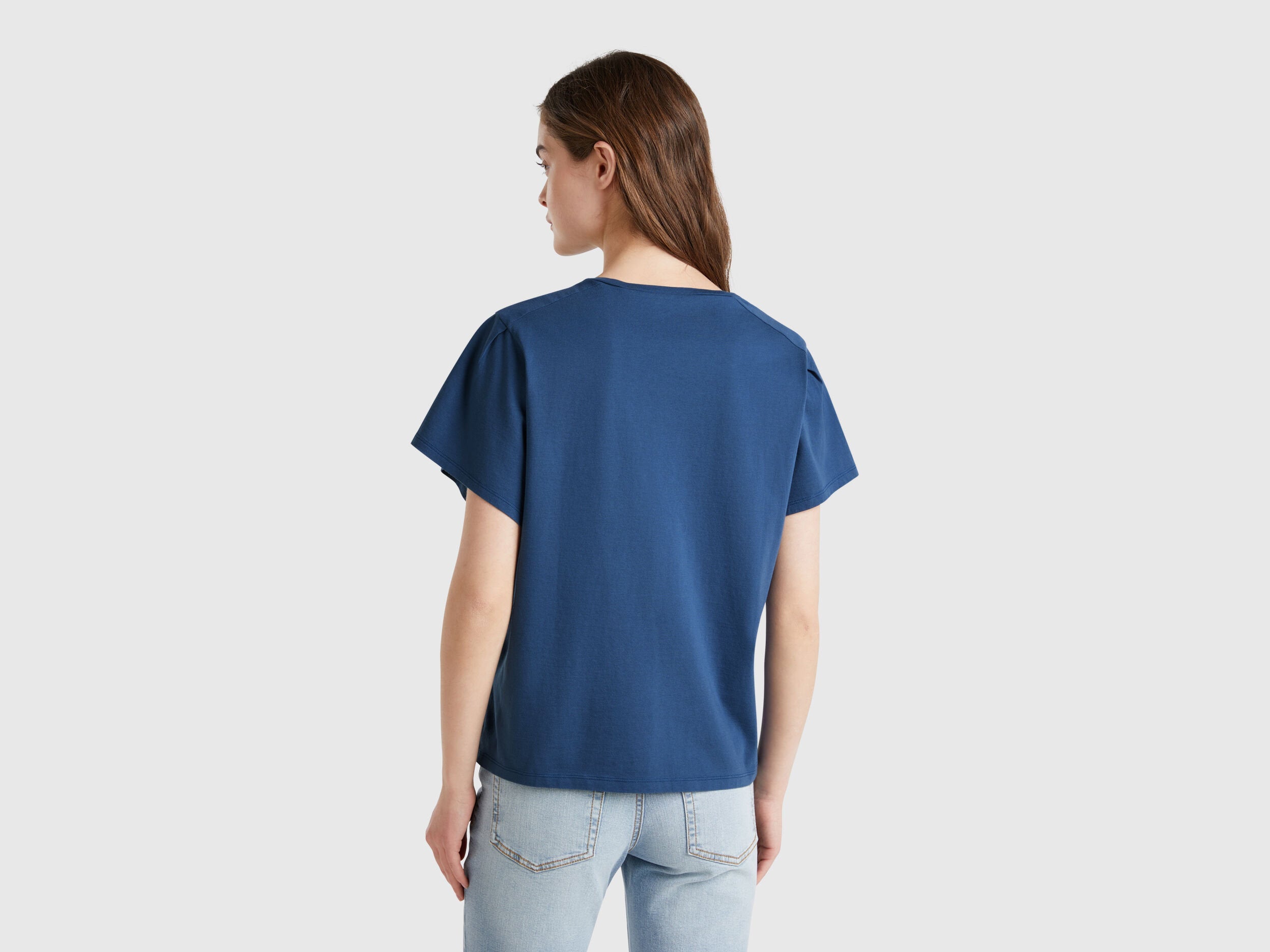 Benetton_T-Shirt with Embroidery_3LNSD109Z_217_02
