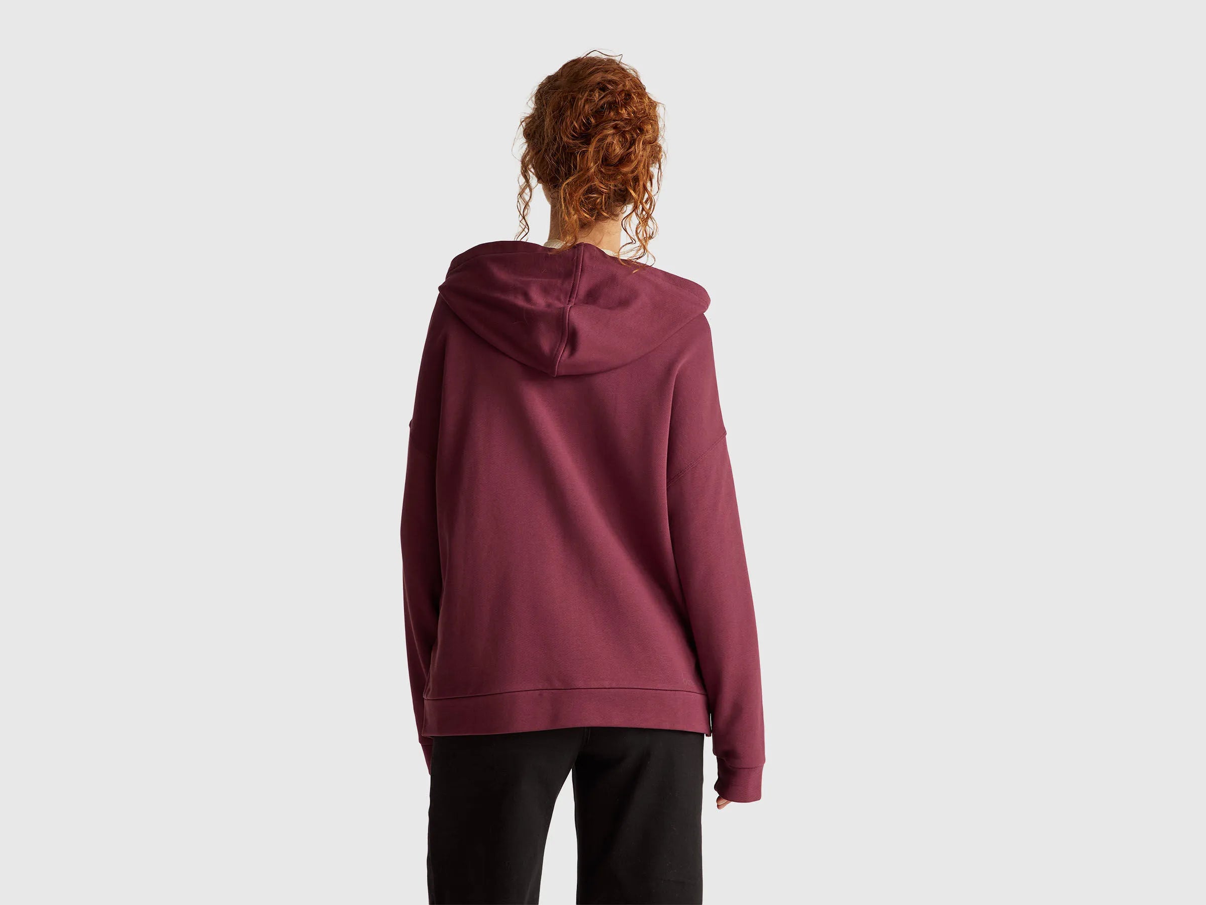Benetton_Plum_100% Cotton Sweatshirt with Zip and Hood_3UNID500R_1D3_02