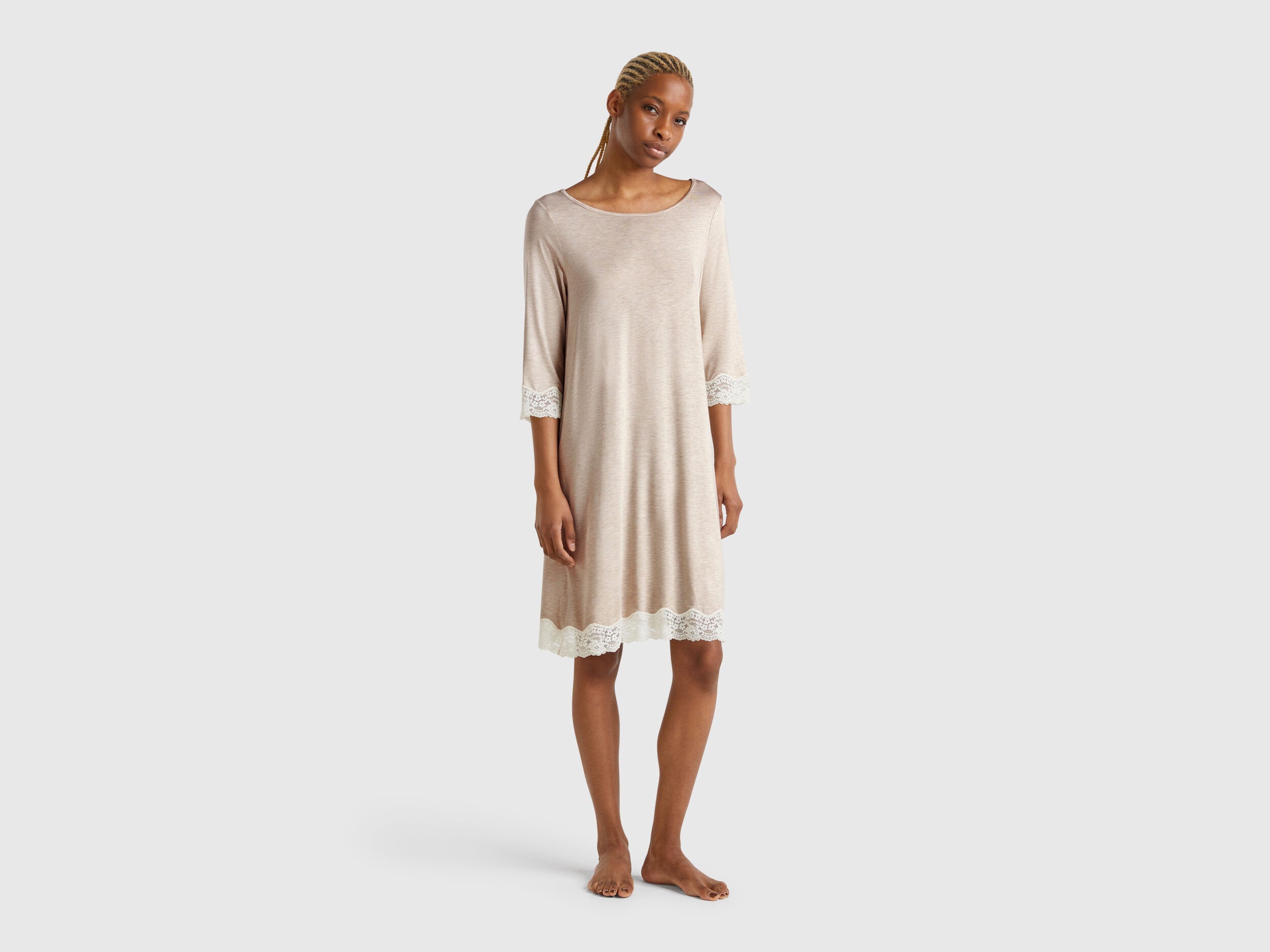 Benetton_Nightshirt with Lace Details_3Z123C01F_729_01