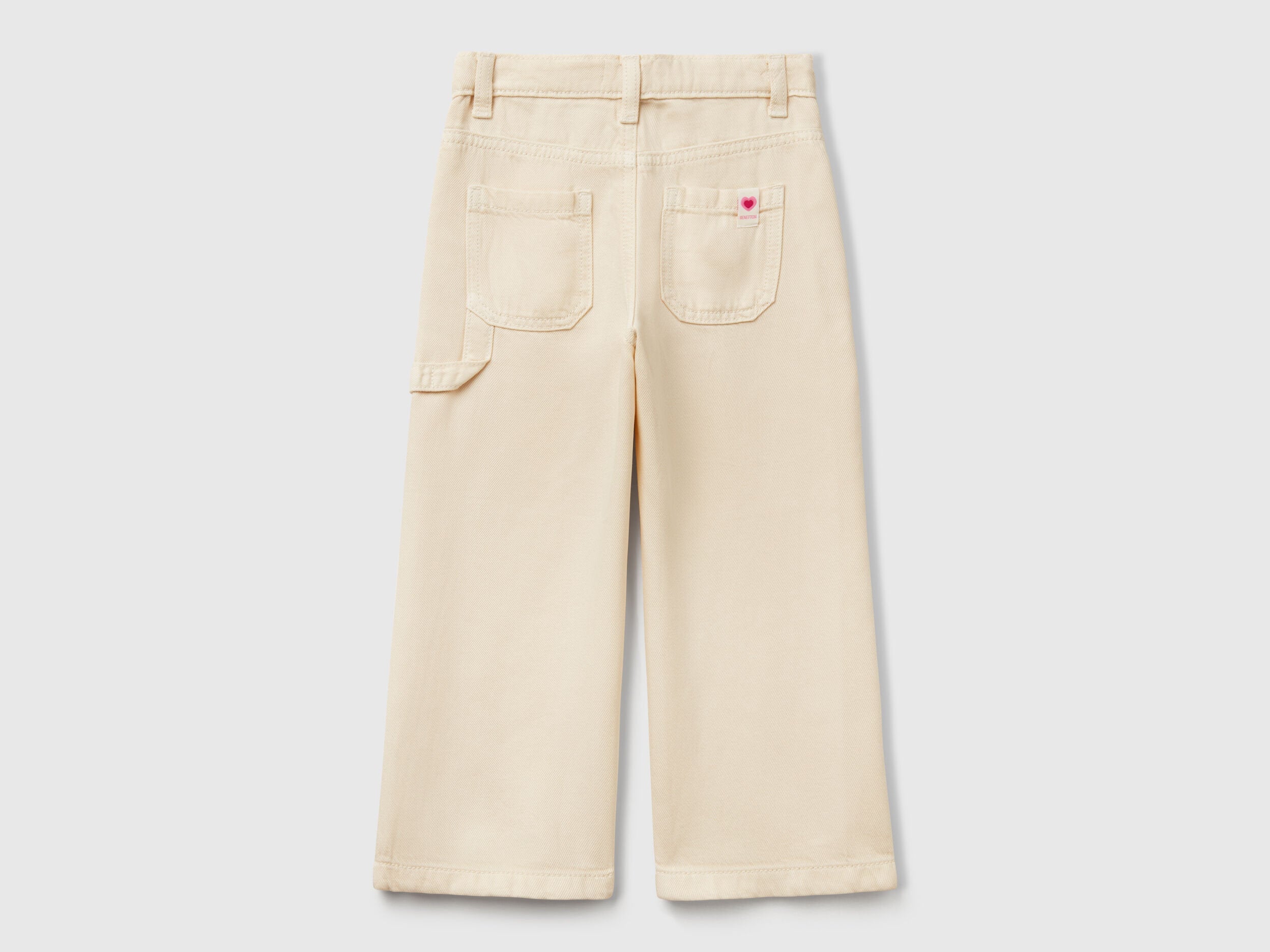 Benetton_Flowy Trousers with Tapered Leg_41AQGE02H_60V_02