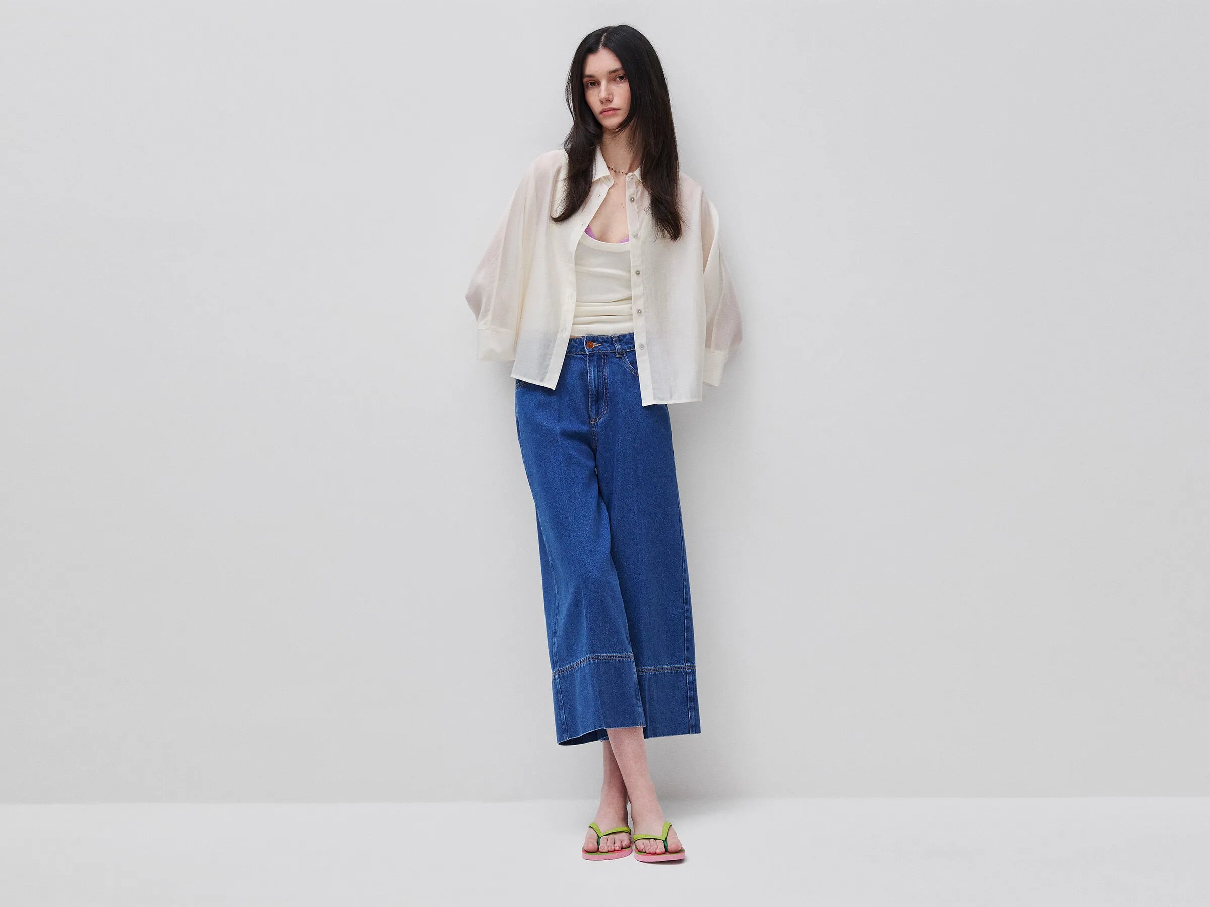 Benetton Blue Women Wide-Fit Denim Trousers SKU: 43C8DE02S_901 Image 01