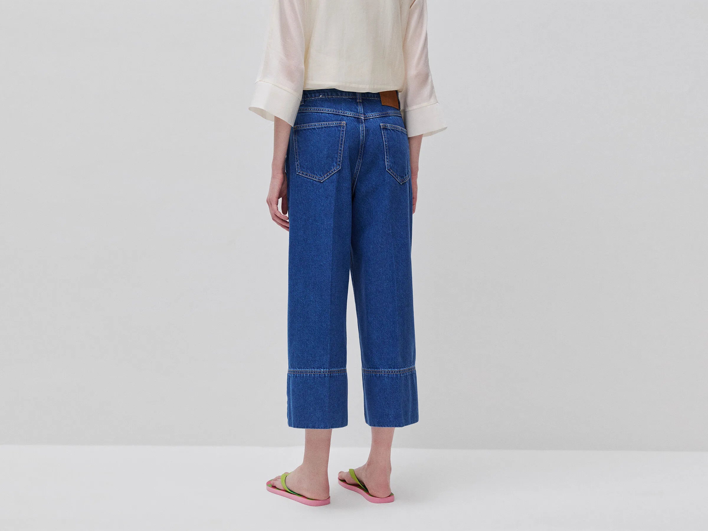 Benetton Blue Women Wide-Fit Denim Trousers SKU: 43C8DE02S_901 Image 03