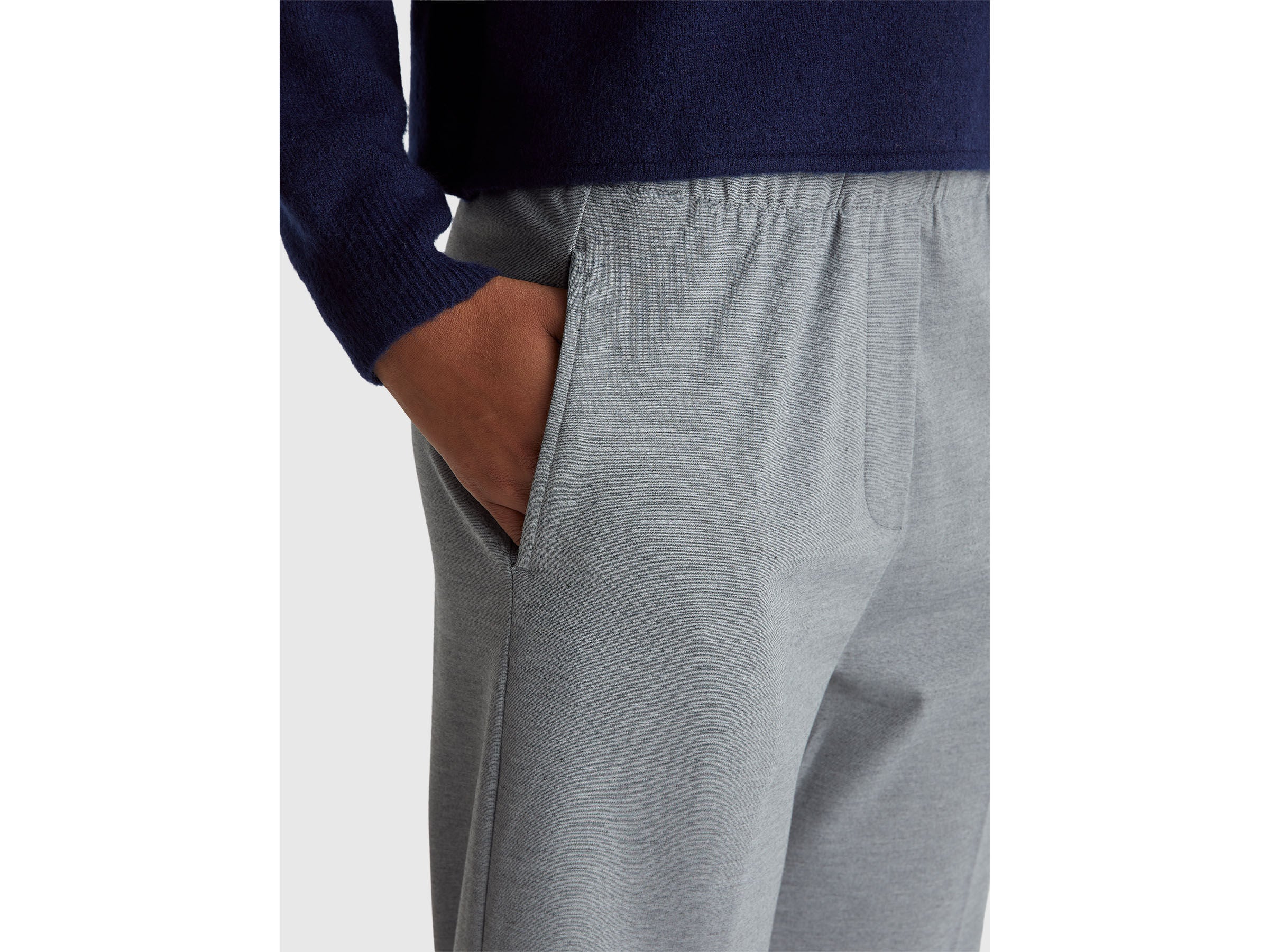 Benetton_Gray_Trousers with Elastic Waist_47CKDF09Y_907_06