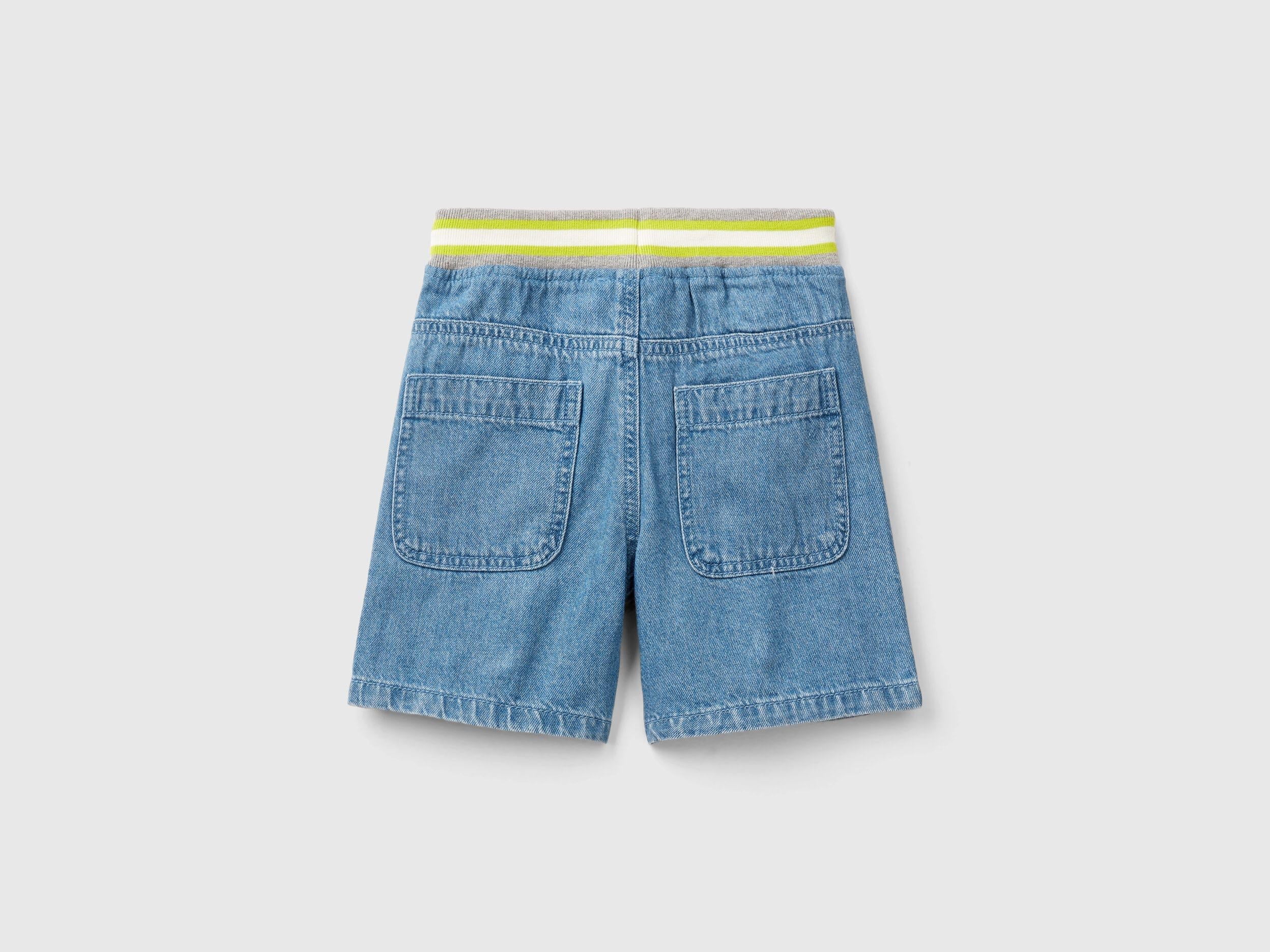 Lightweight Denim Cargo Bermudas_4AD7G901O_901_02