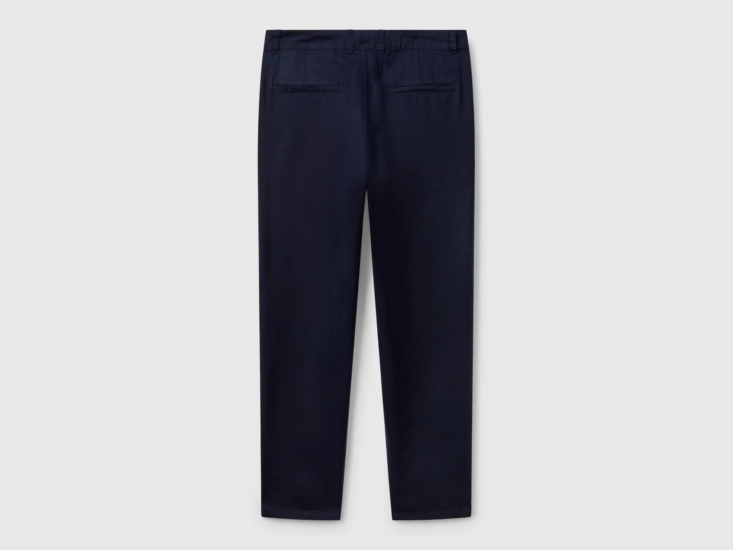 Benetton Dark Blue Men Chinos in Pure Linen SKU: 4AGH55HW8_016 Image 02