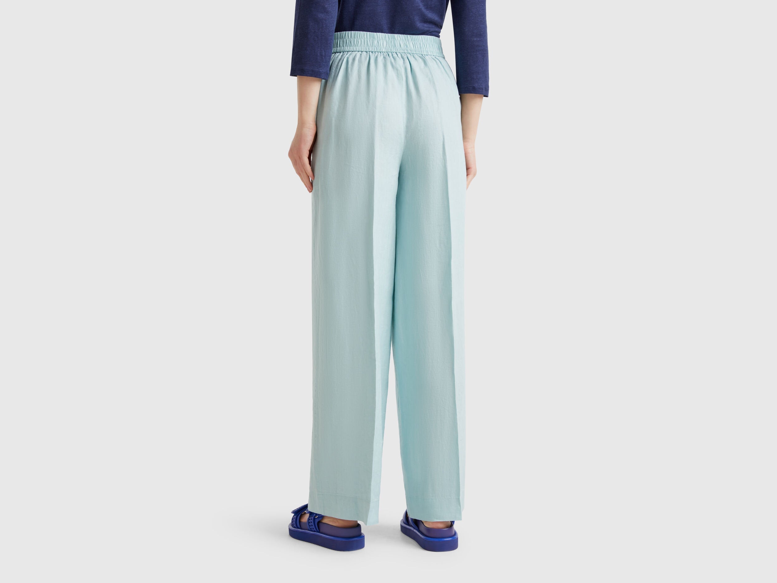 Benetton_Palazzo Trousers in 100% Linen_4AGHDF08K_17H_03