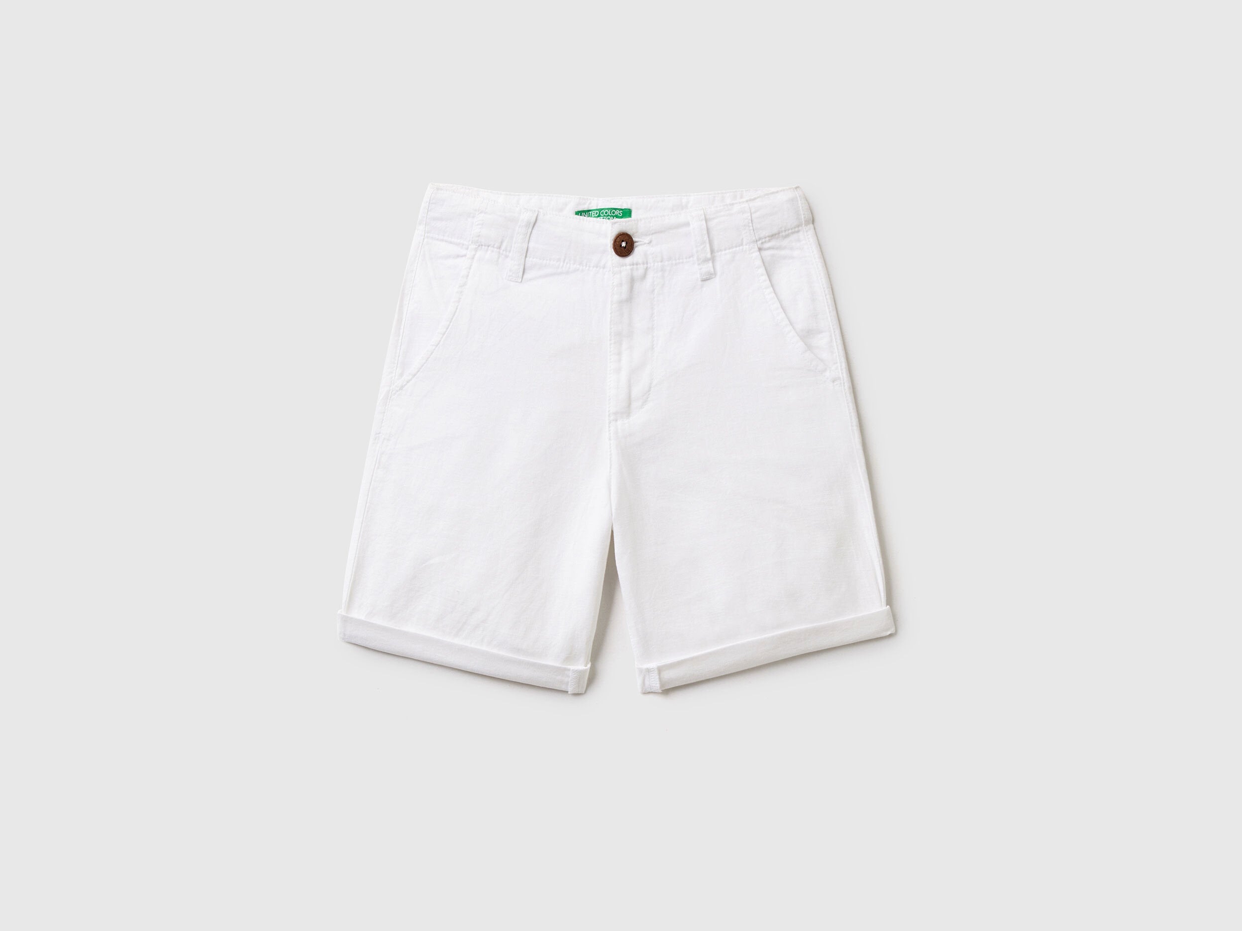 Chino Bermudas In Pure Linen_4BE7C901E_101_01