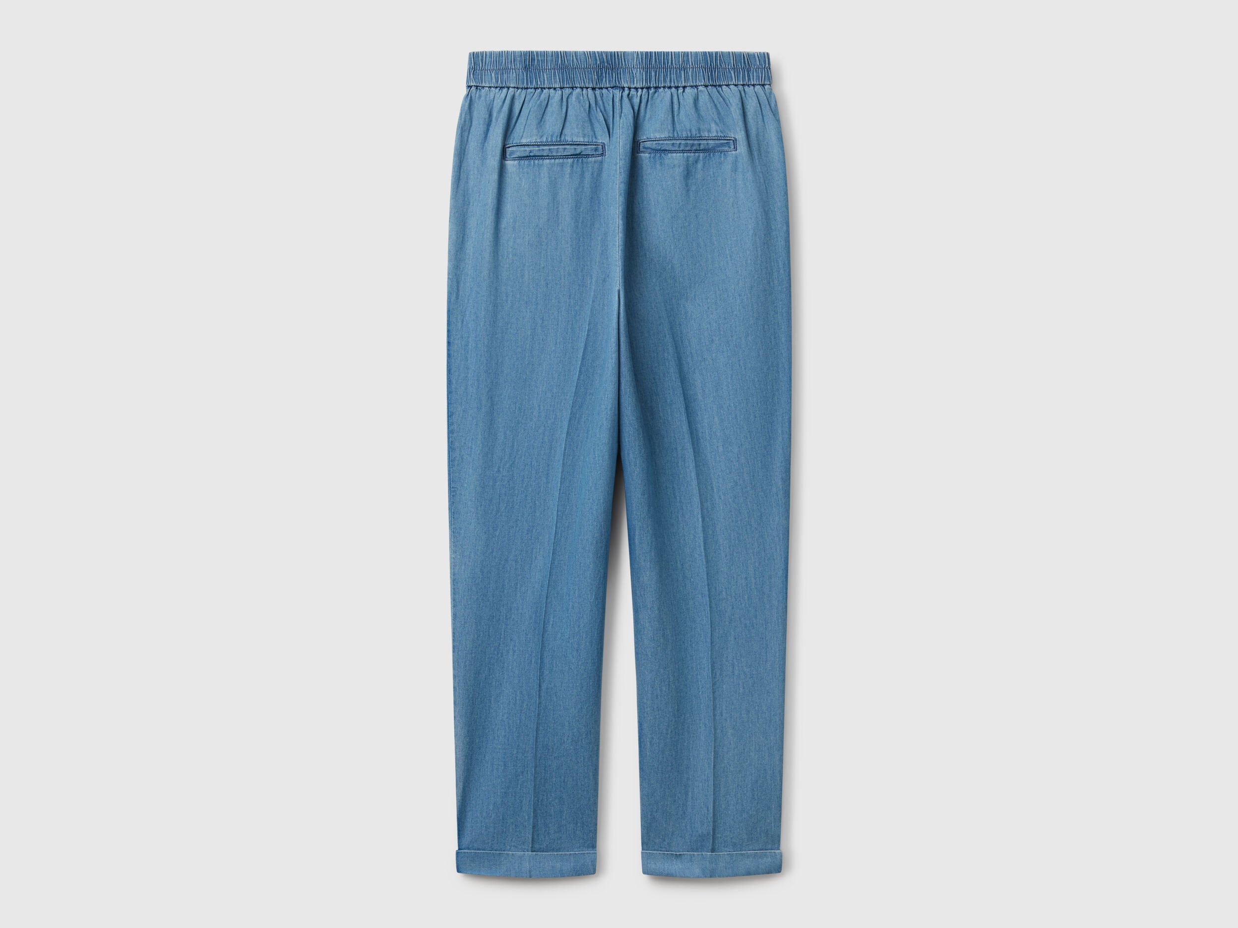 Benetton_Trousers in Chambray_4DHJDF079_902_05