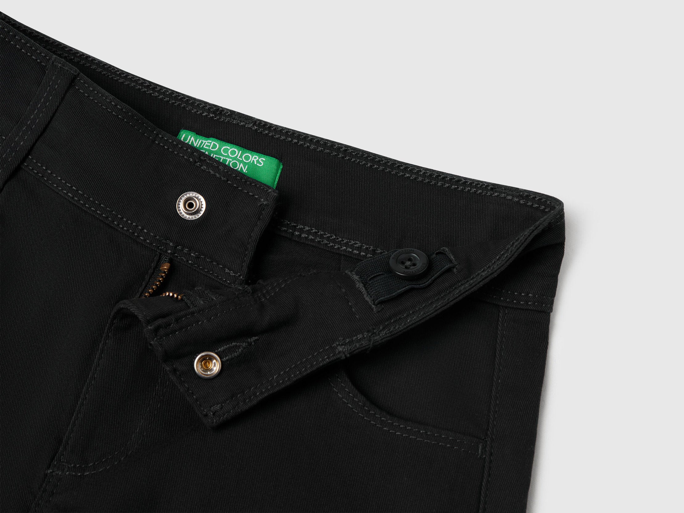 Benetton_Trousers with Wide Leg_4TCGCE03X_100_03