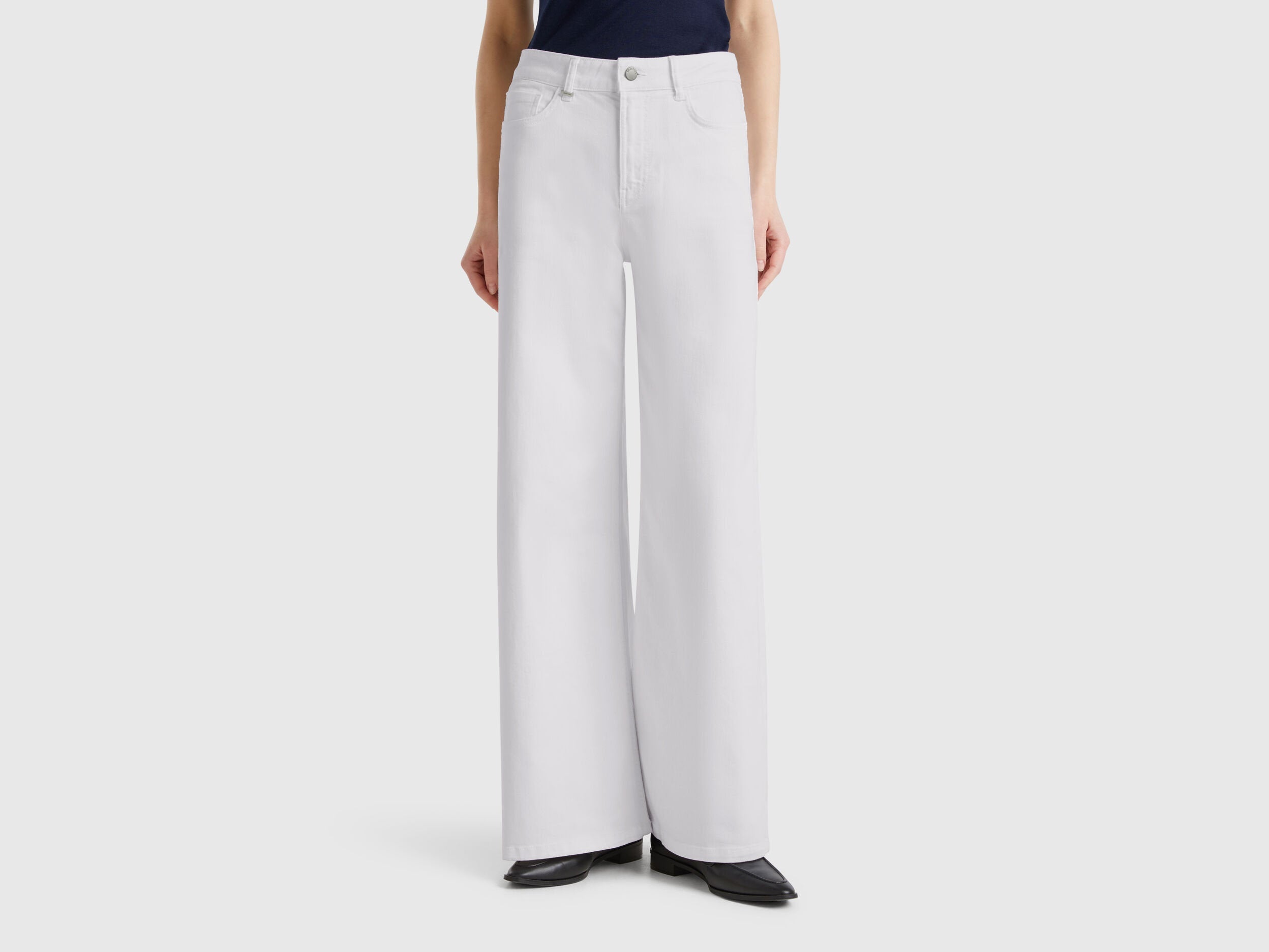 Benetton_Loose Fit Trousers_4WDDDE029_101_02