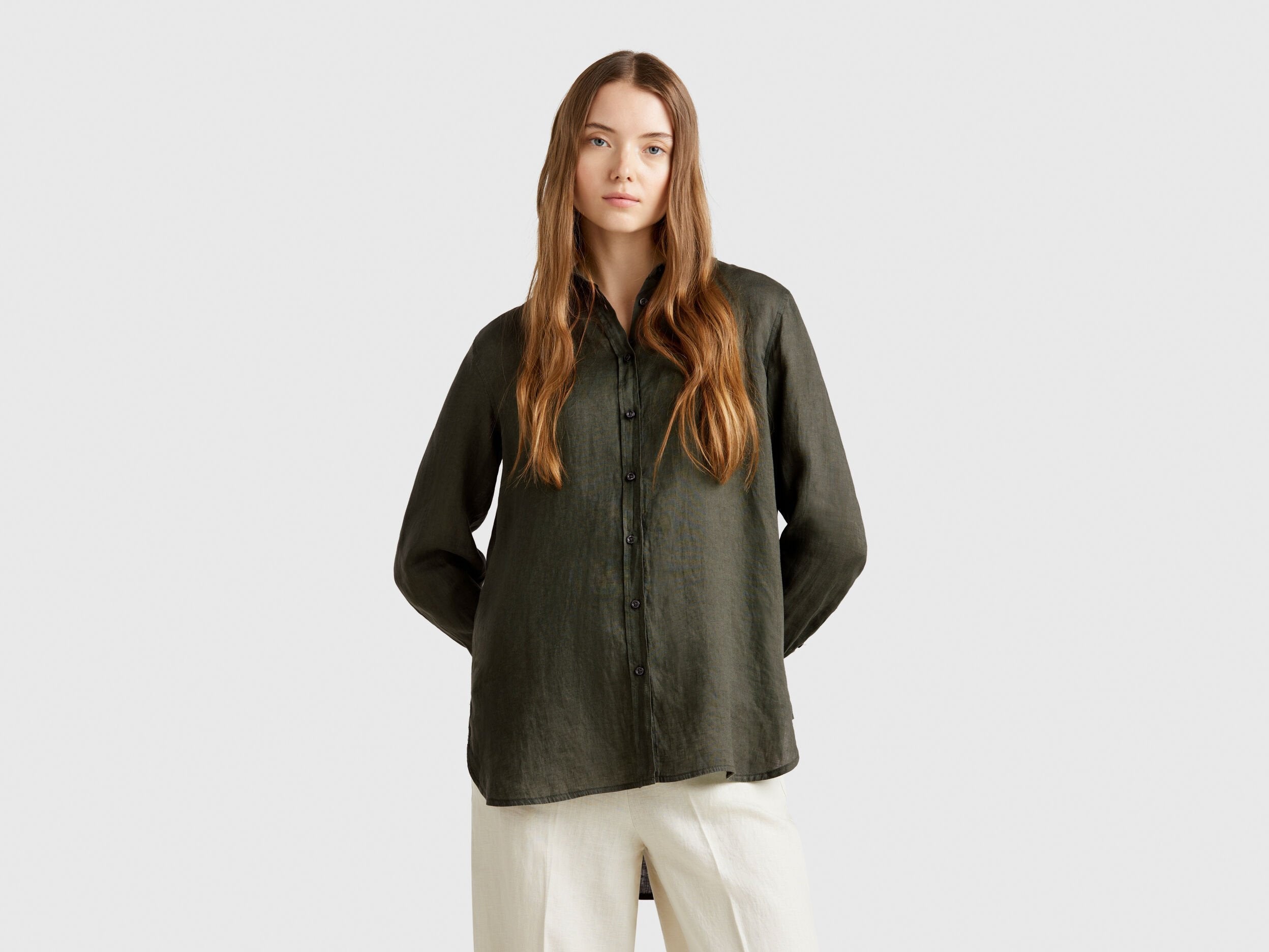 Benetton_Long Shirt in Pure Linen_5BMLDQ02U_20W_01