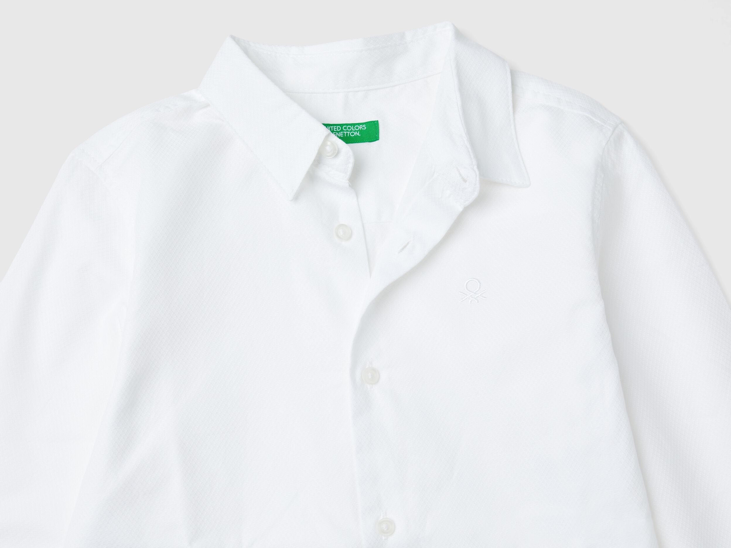 Benetton_Classic Shirt in Pure Cotton_5DGXCQ00T_915_03