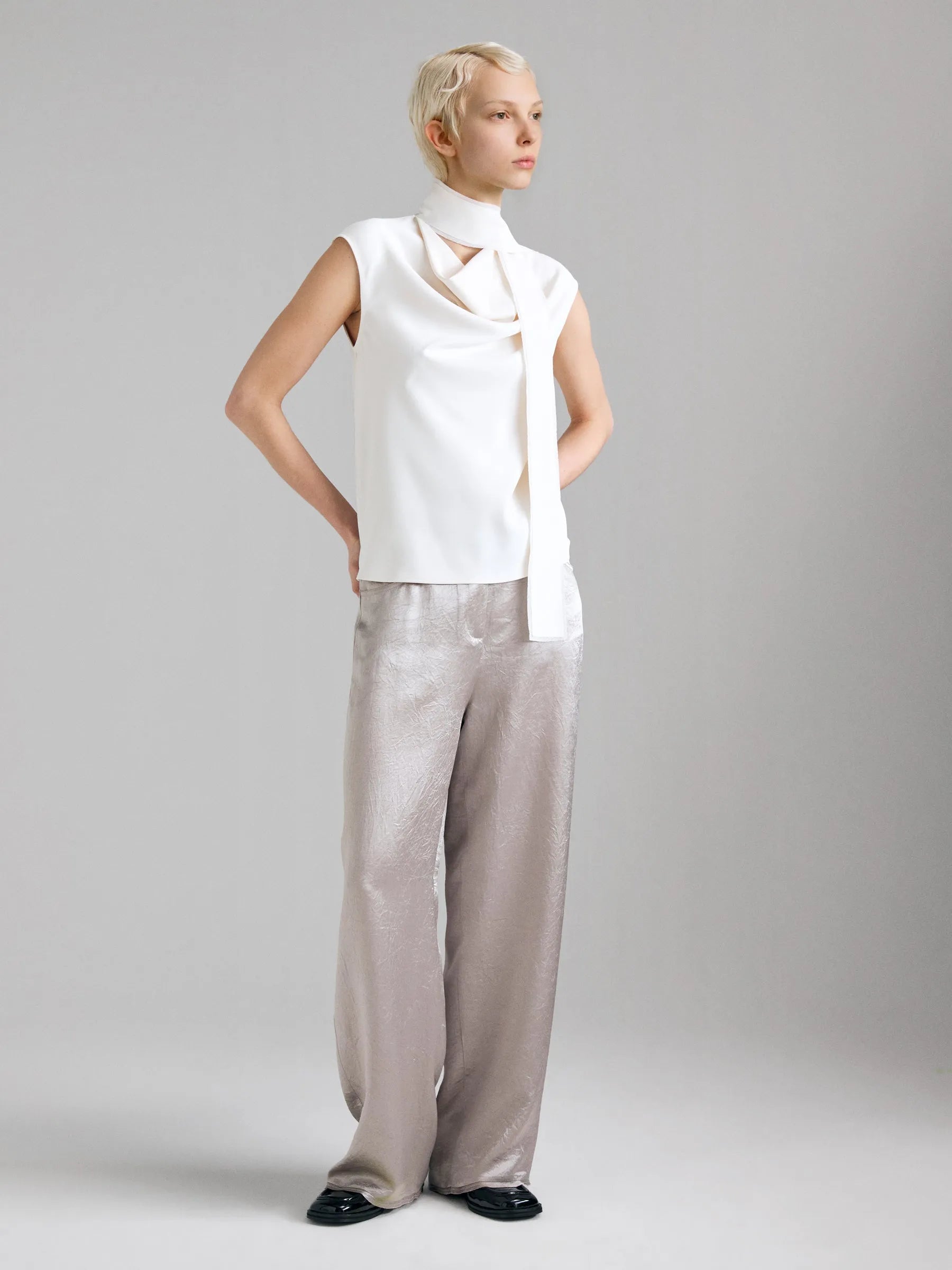 Sisley Creamy white Women Top with Scarf SKU: 5SLFLQ0AS_00E Image 01