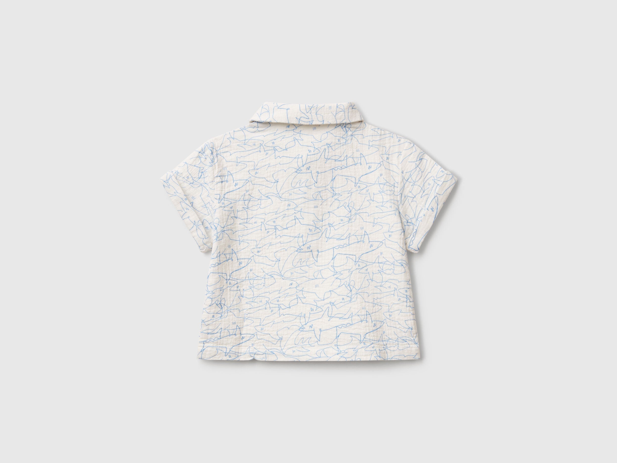 Benetton_Polo with Shark Print_5UZ8AQ00V_70J_02