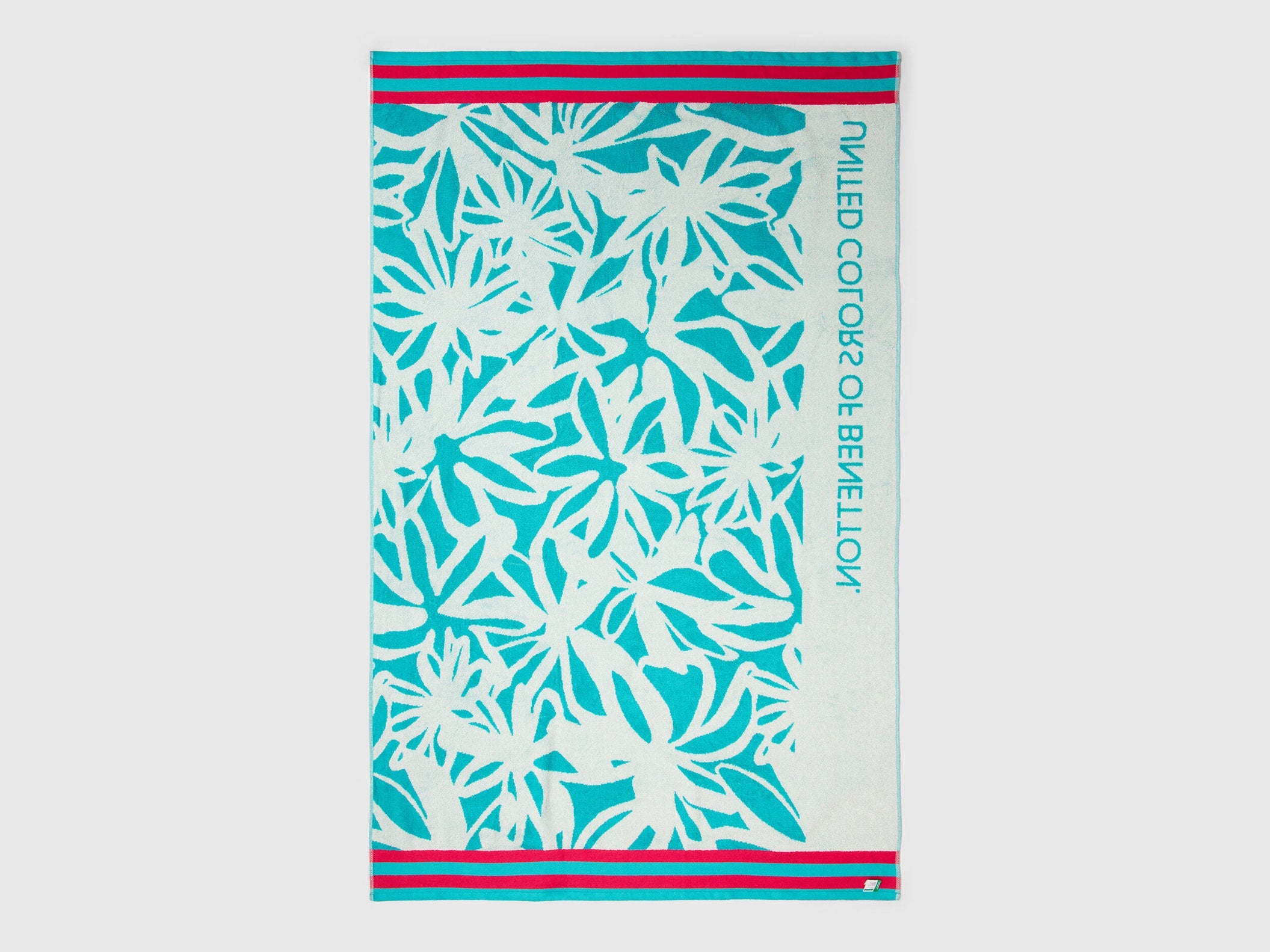 Benetton_Beach Towel_61GP2801Q_901_02