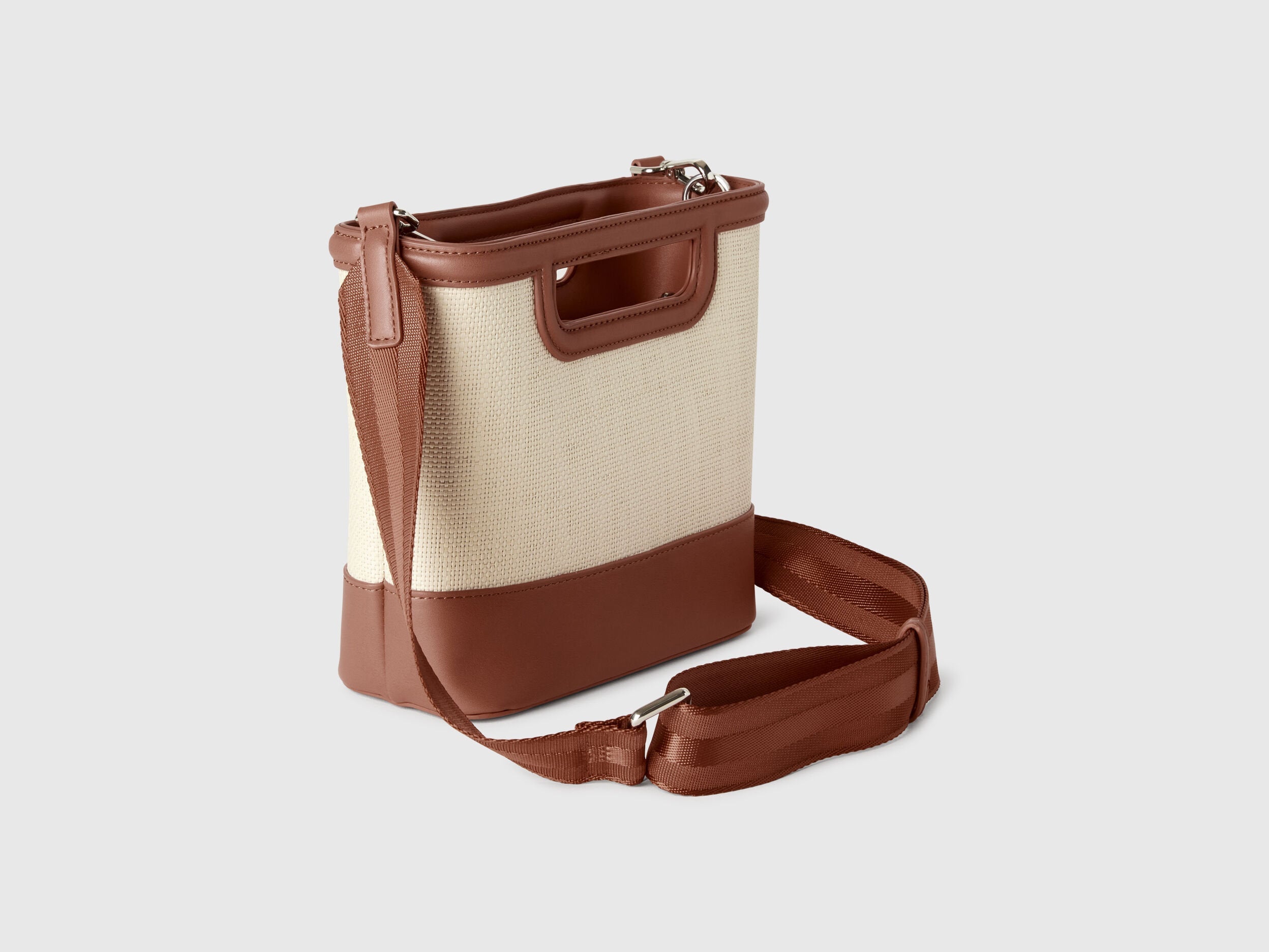 Benetton_Medium Tote Bag in Raffia_67O1DY07Q_0B1_02