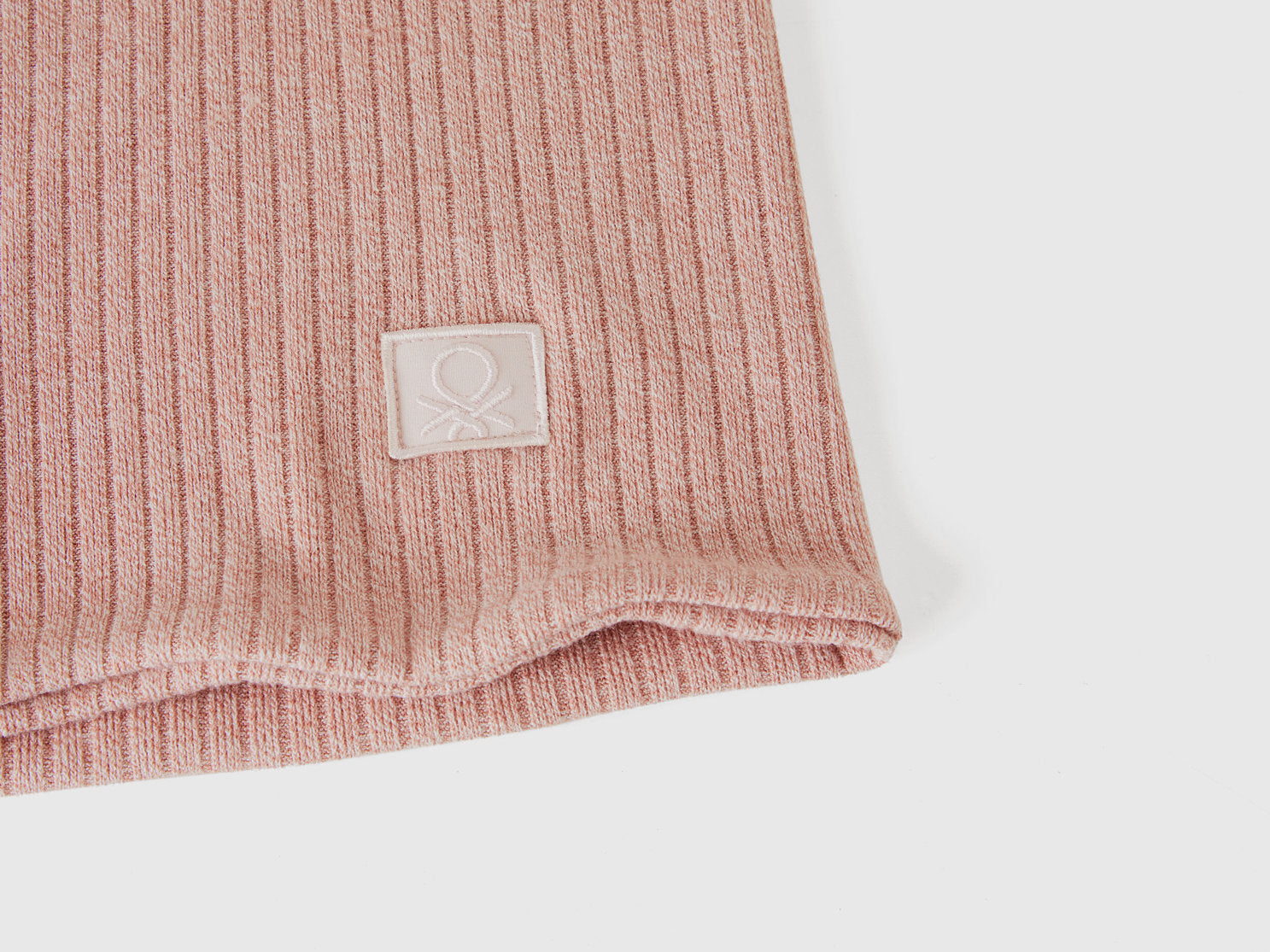 Stretch Viscose Blend Neck Warmer_6FEECU00N_0G0_03