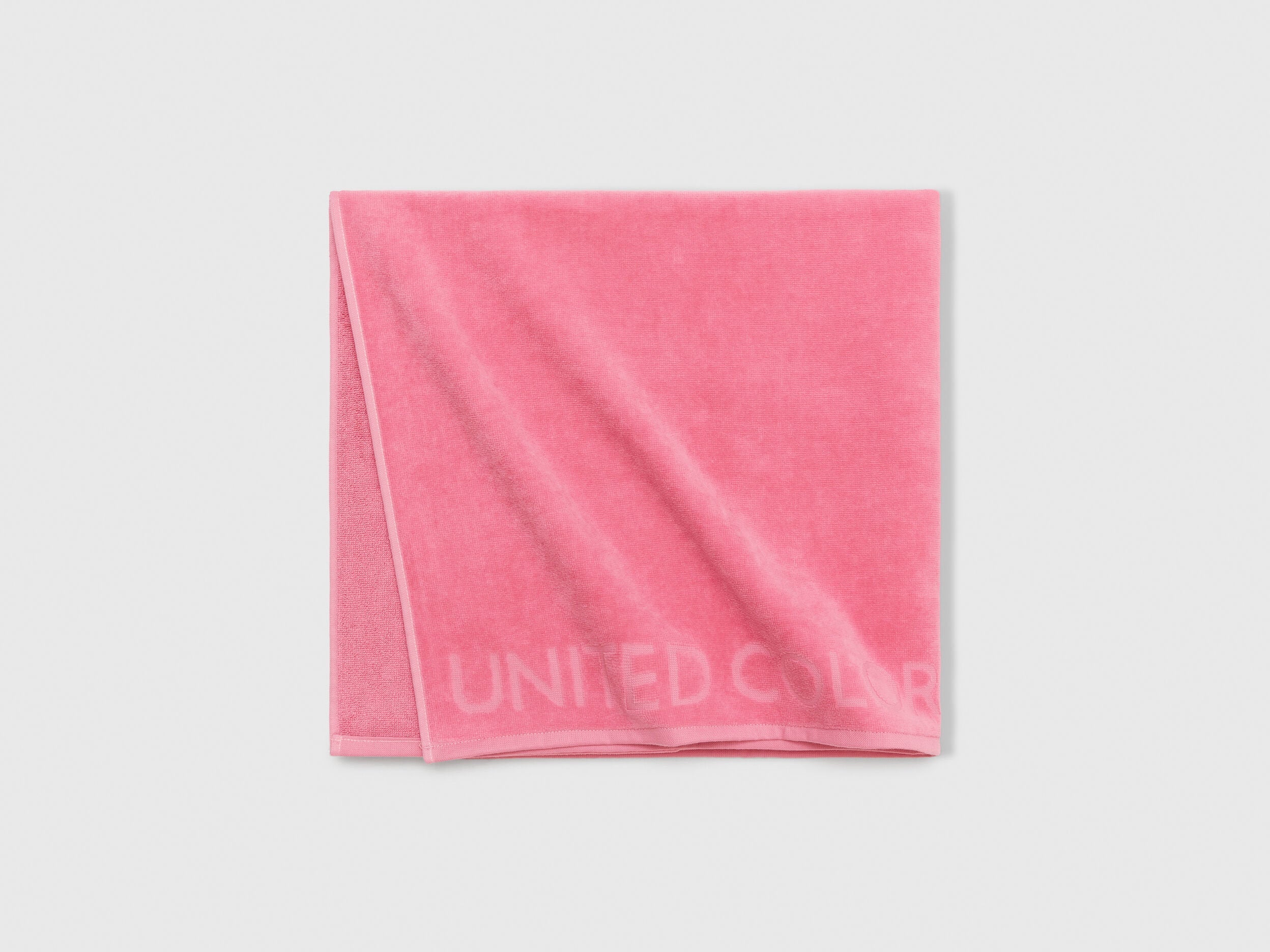 Benetton_Beach Towel_6H832801A_2B4_03