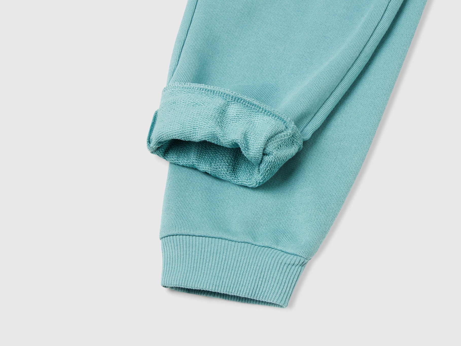 Benetton_Sky Blue_Zip-Up Tracksuit with Print_C505D-CF02HS_33K_07
