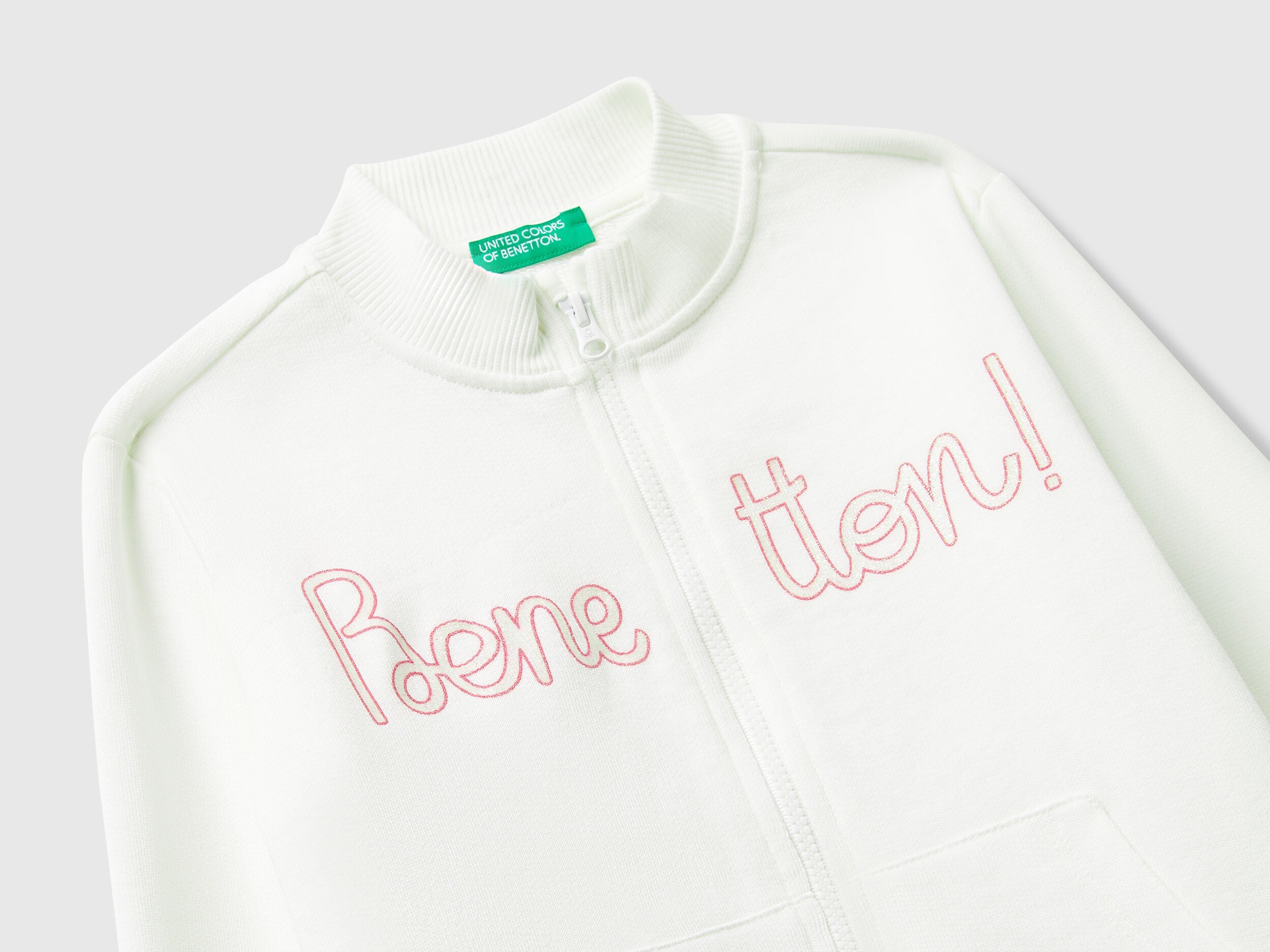 Benetton_Creamy White_Tracksuit with Glittery Print_G503U-GF01NS_074_04