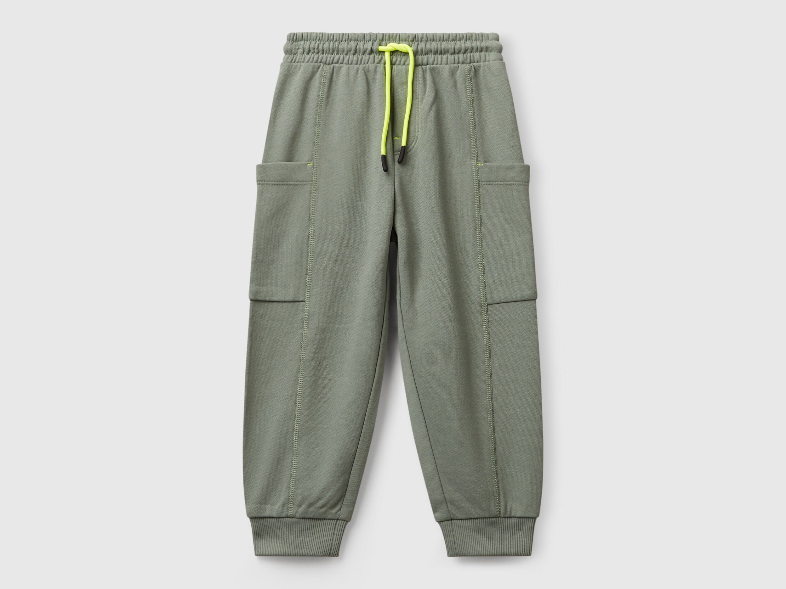 Benetton boys green cargo sweatpants front view with pockets
