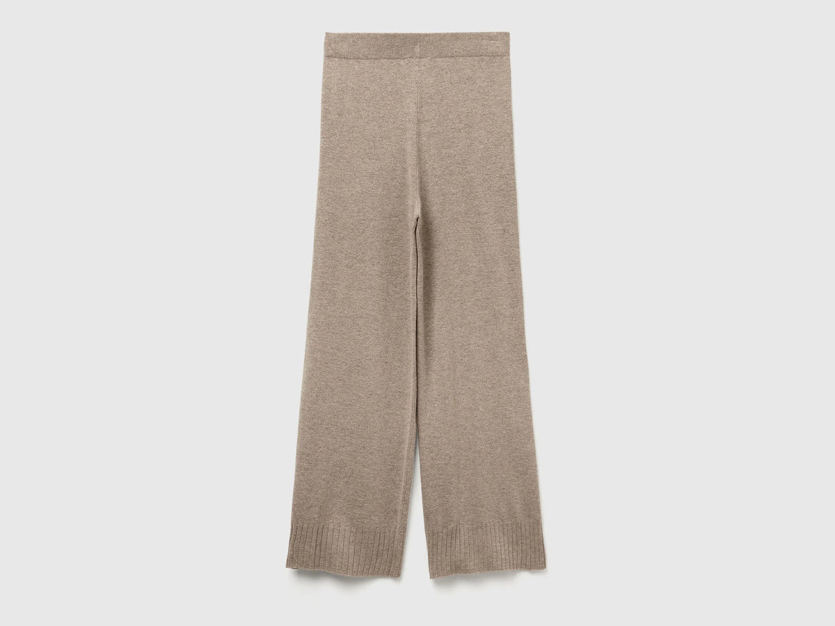 Benetton_Beige_Beige Wide Trousers in Wool and Cashmere Blend_102HDF00Z_81F_06