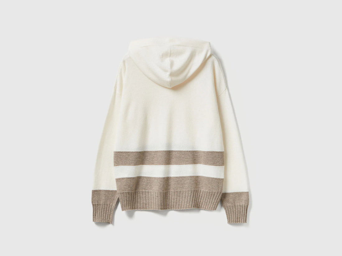 Benetton_Creamy White_Cream Cashmere Blend Sweater with Hood_102HE203V_600_02