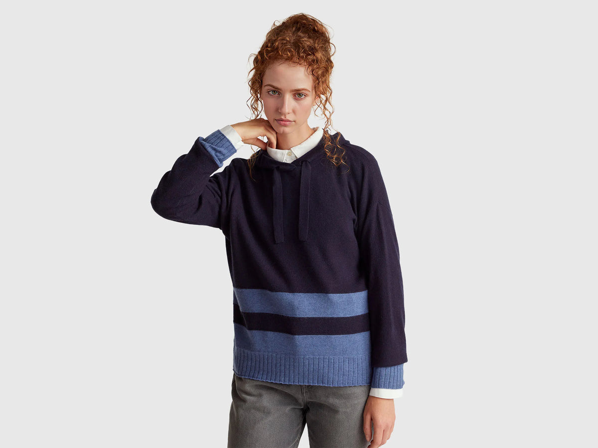 Benetton_Blue_Dark Blue Sweater in Cashmere Blend with Hood_102HE203V_66U_01