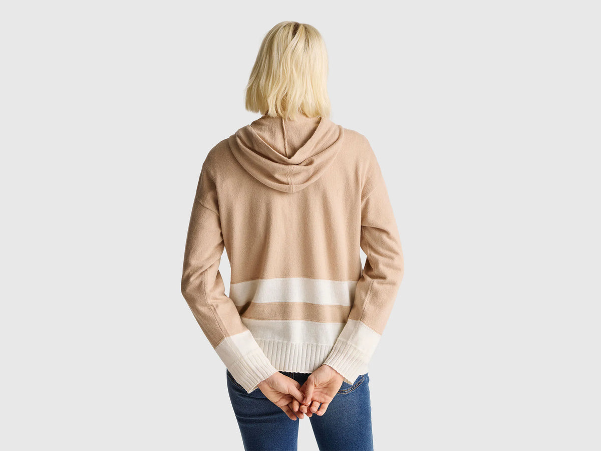 Benetton_Beige_Beige Cashmere Blend Sweater with Hood_102HE203V_994_02
