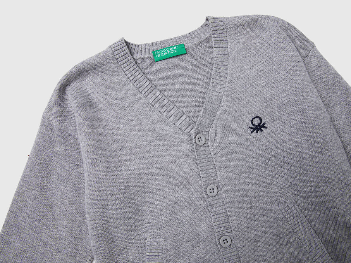 Benetton_Light Gray_V-Neck Cardigan_120YG600G_501_03