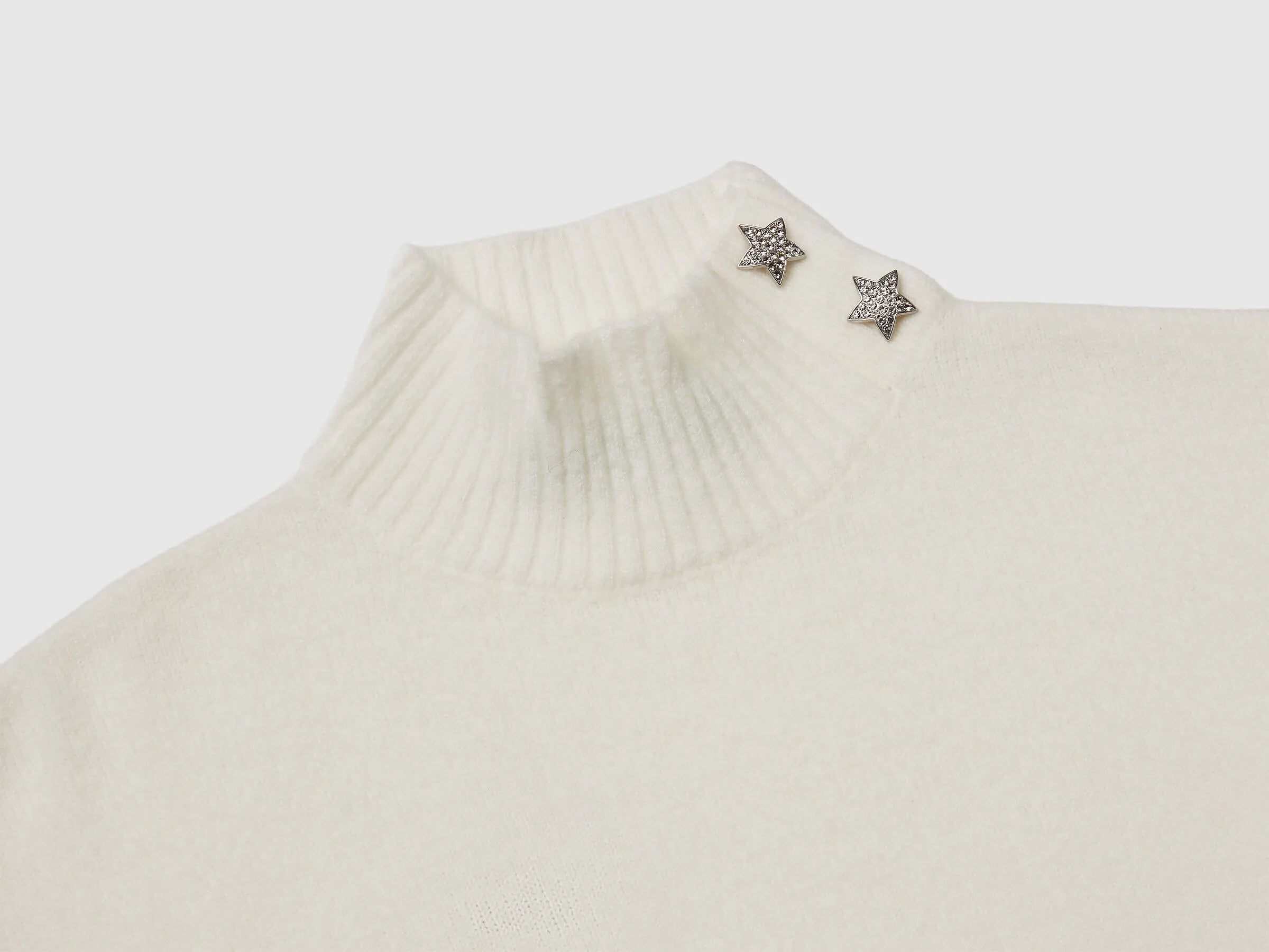 Benetton_Creamy White_Turtleneck Knit Dress_12B9CV007_0R2_03