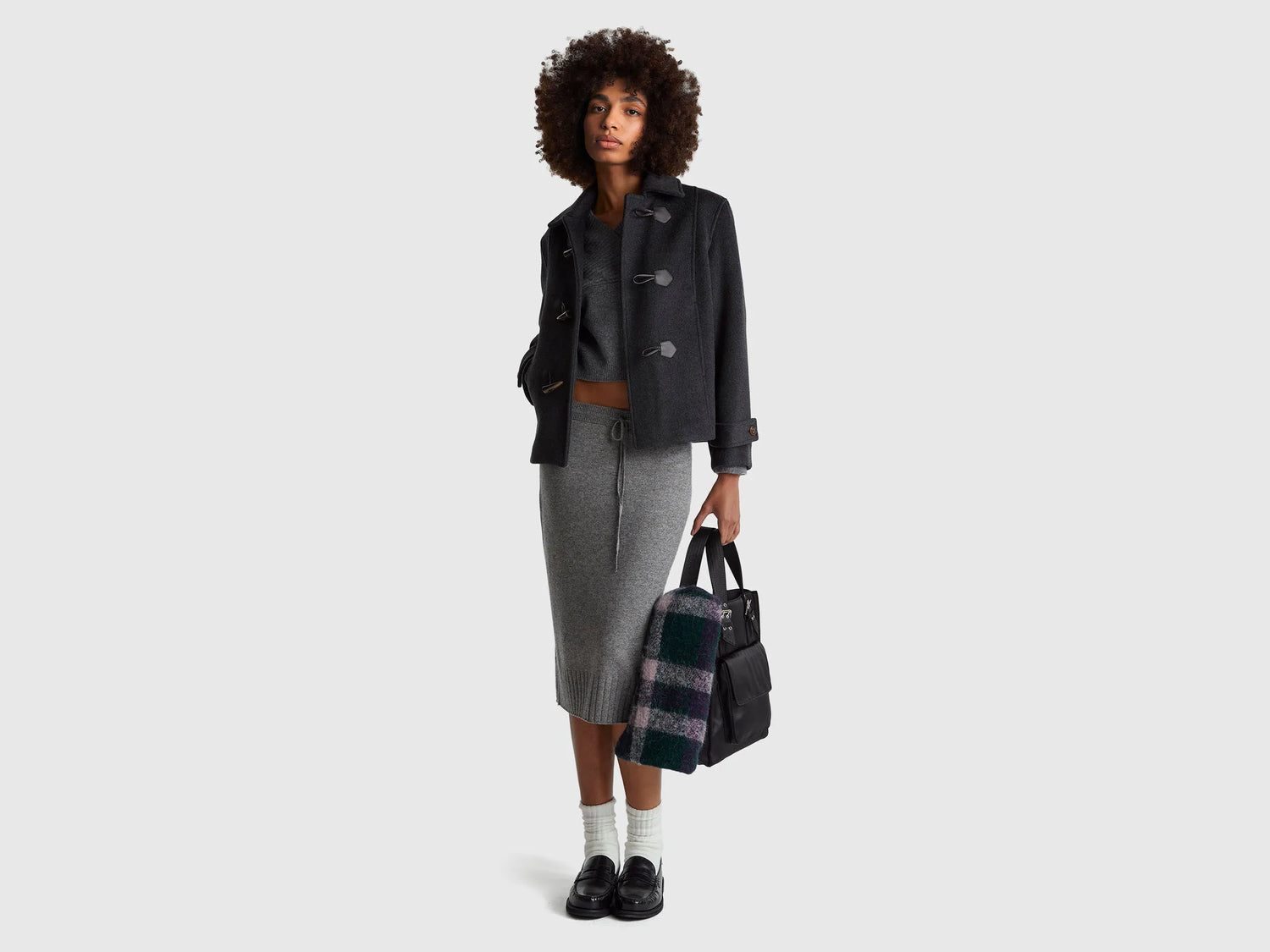Benetton_Dark Gray_Boxy Fit Sweater with V-Neck_1444D403H_507_03